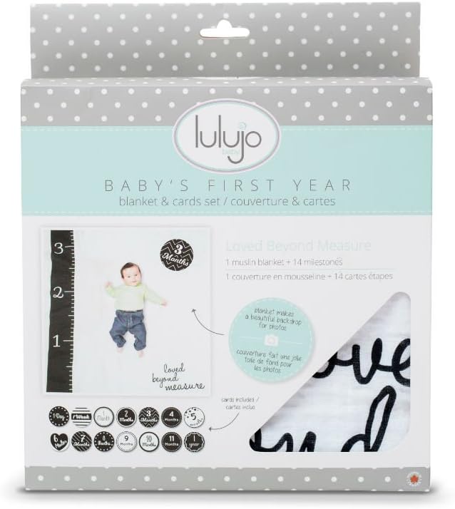 Detalle de Lulujo baby blanket and milestone card set, 100% cotton