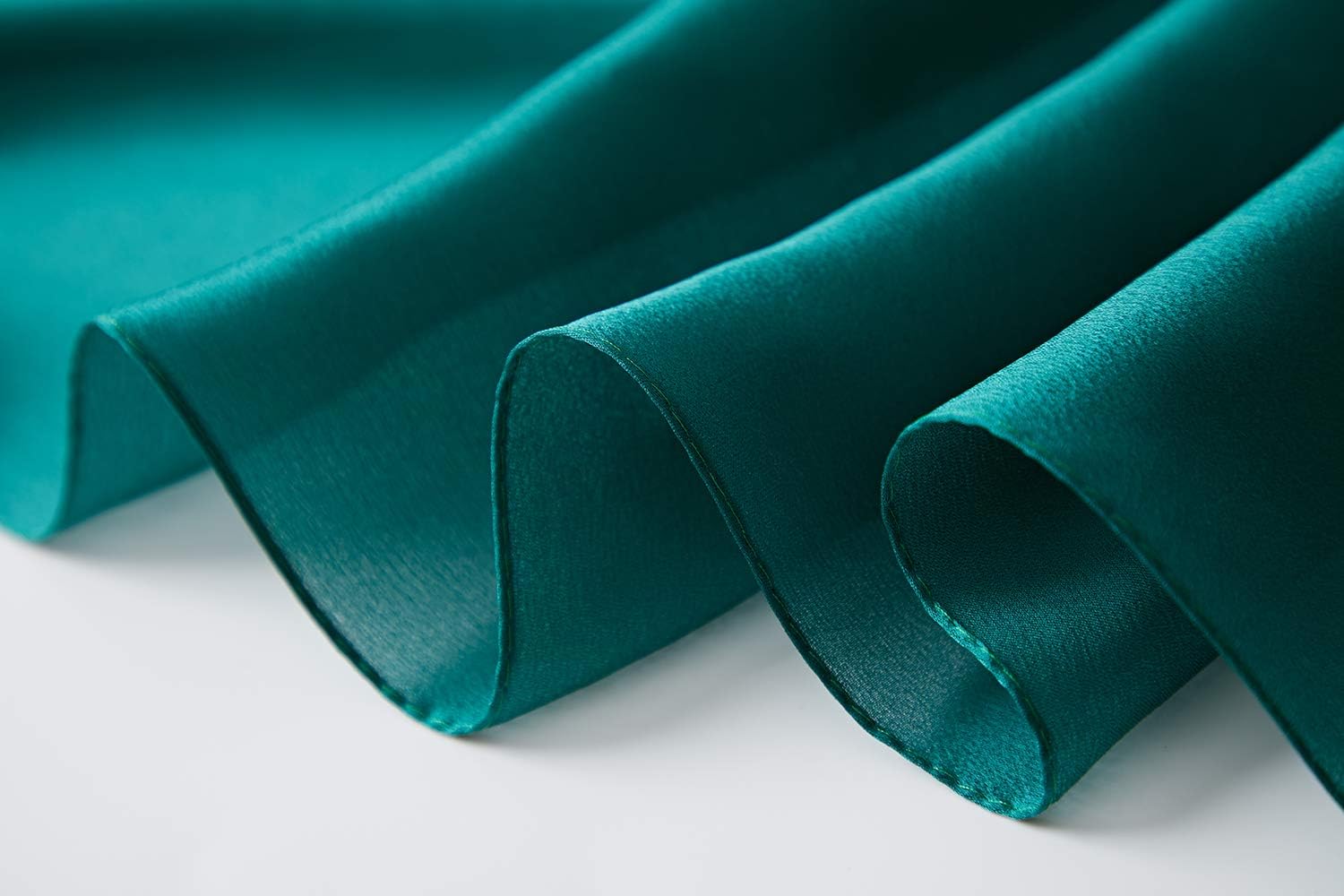 Detalle de CYZLANN 100% Silk Women’s Scarves: Lightweight, Long Silk Shawl for All Occasions