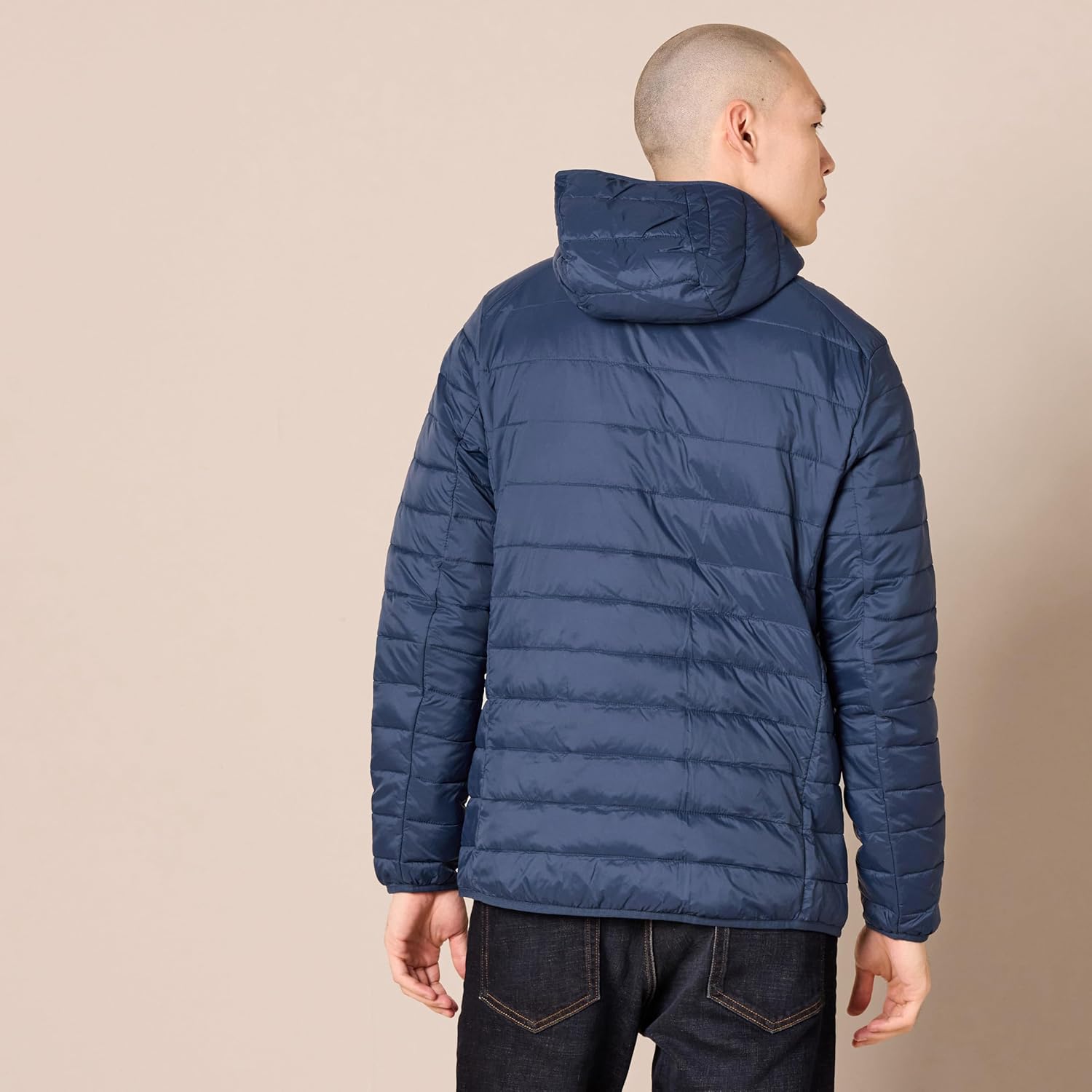 Thumbnail 1 de Amazon Essentials Men’s Lightweight Water-Resistant Packable Hooded Puffer Jacket