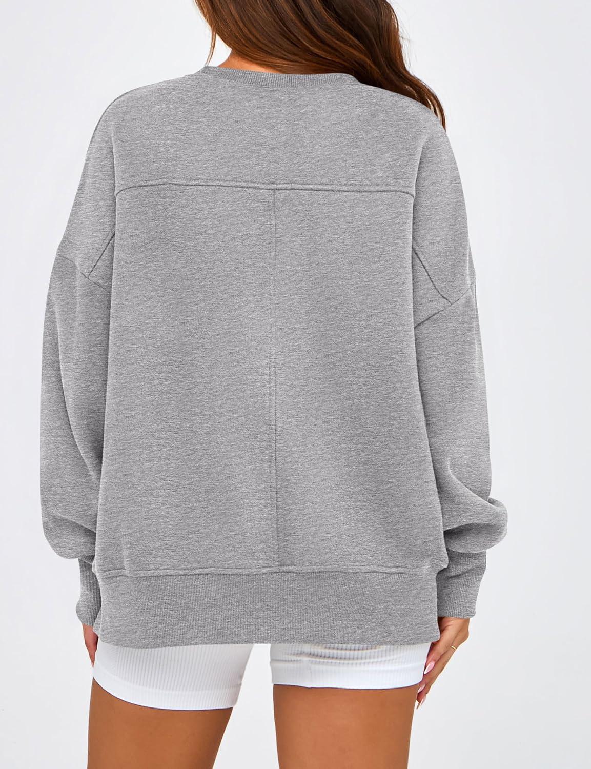 Detalle 2 de BTFBM Women's Crewneck Fleece Sweatshirt with Side Slits and Asymmetrical Hem