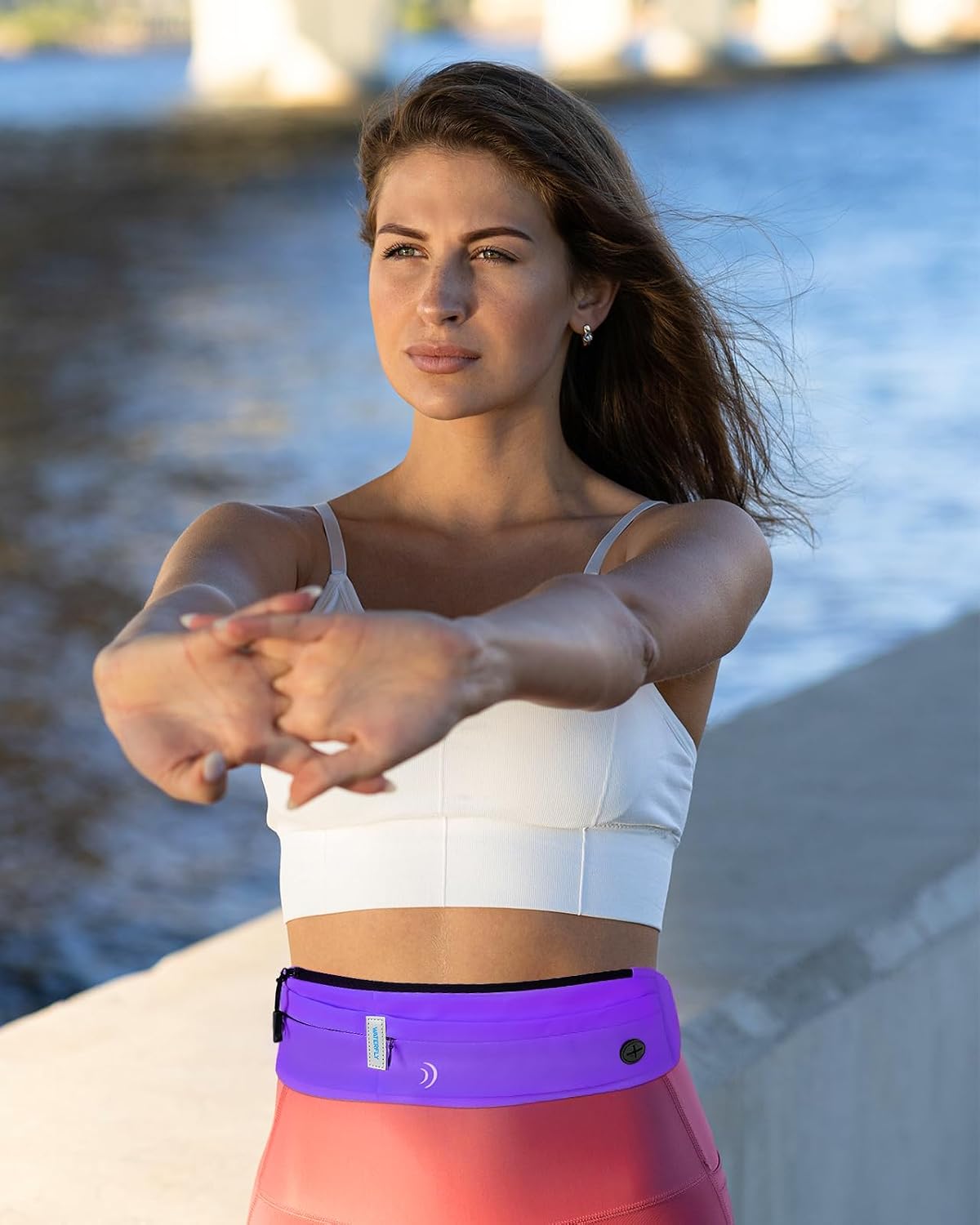 Detalle 2 de Waterfly Running Belt Bum Bag waist pack for runners (phone holder, reflective logo, slim fit)