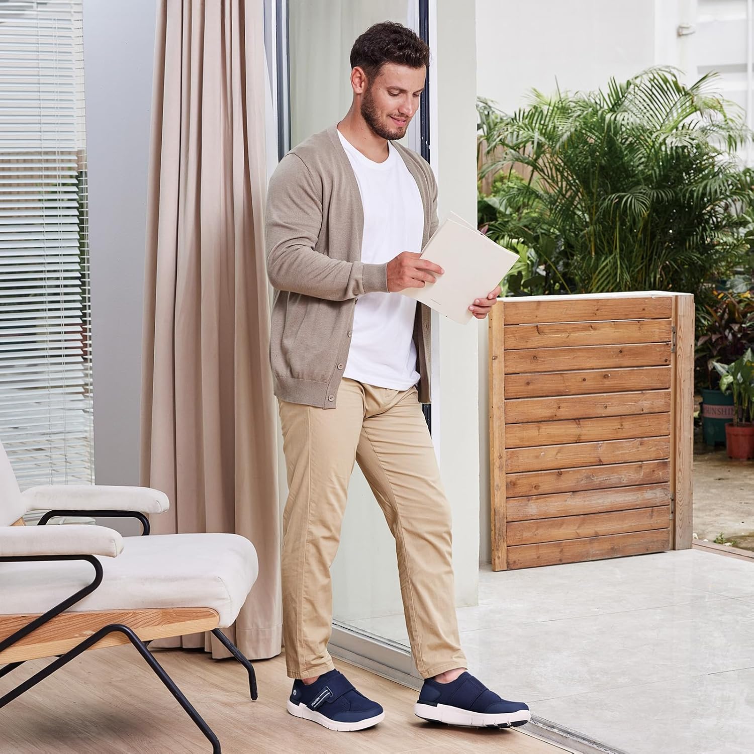 Thumbnail 1 de FitVille Chaussures Diabétiques Homme Extra Larges – Baskets de rééducation respirantes pour marche et confort quotidien