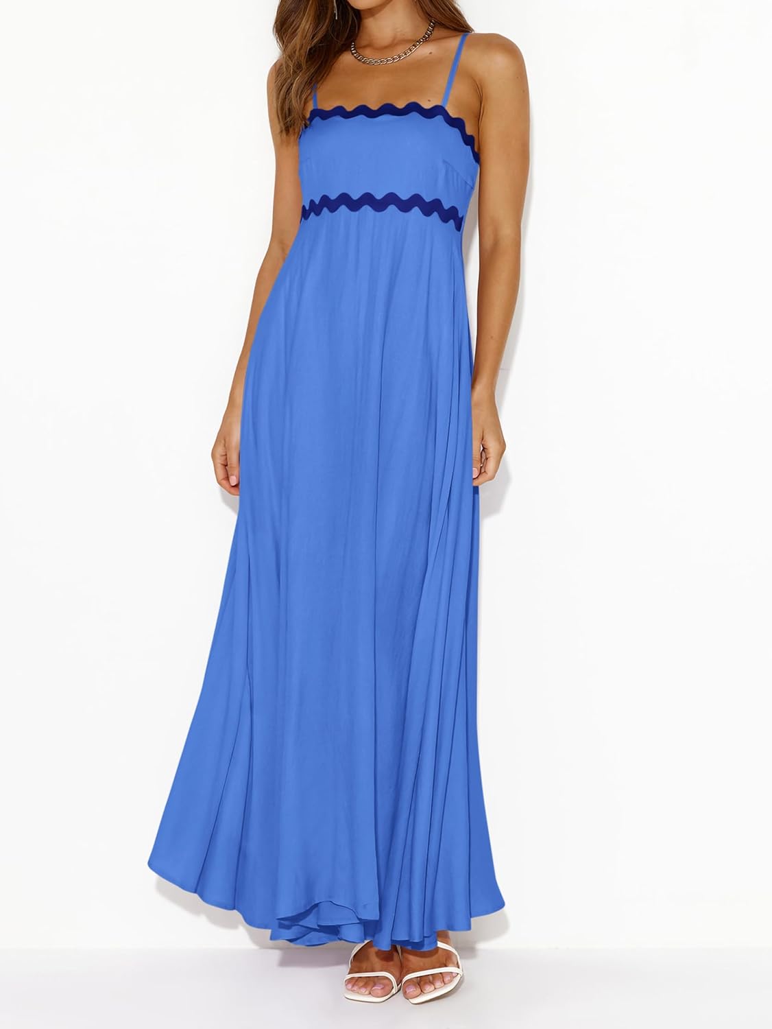 Detalle 2 de PRETTYGARDEN Women's Spaghetti Strap Maxi Dress – Boho Smocked Back, 2026 Summer