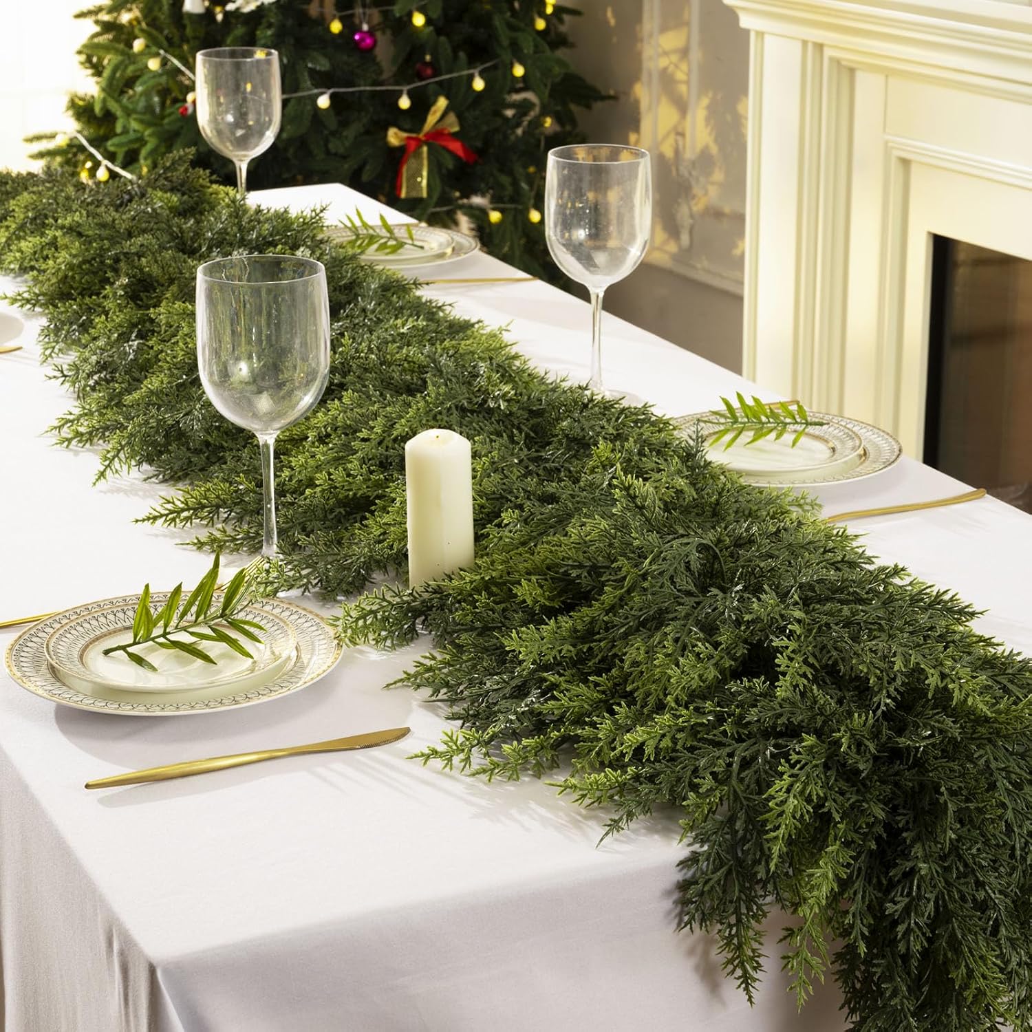 Detalle de KIWDY DC-011 9-Foot Christmas Cedar Garland, Unlit PE Greenery