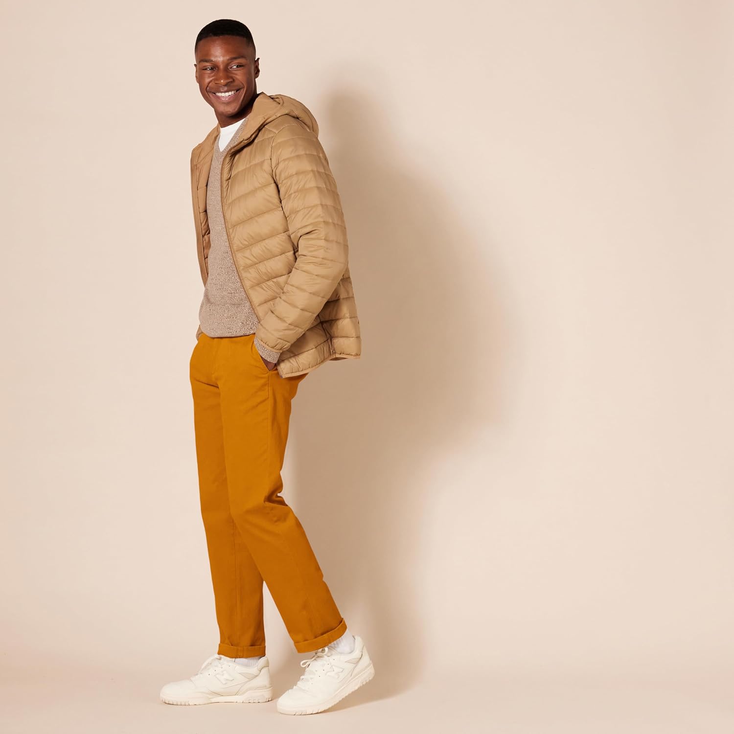 Thumbnail 4 de Amazon Essentials Pantalon Chino Décontracté et Extensible – Coupe Slim Homme