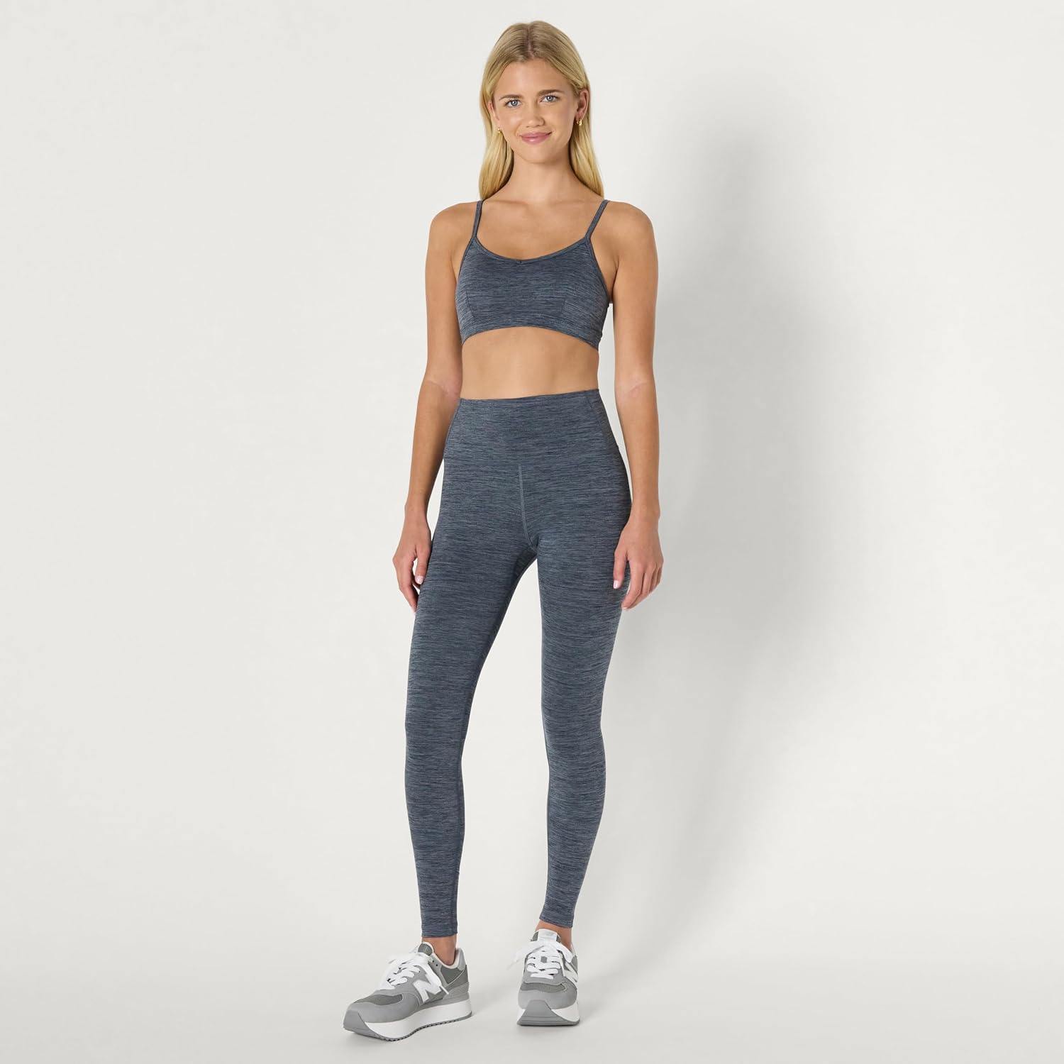 Thumbnail 4 de Amazon Essentials Women's Active FormFlex Yoga Sports Bra 🧘♀