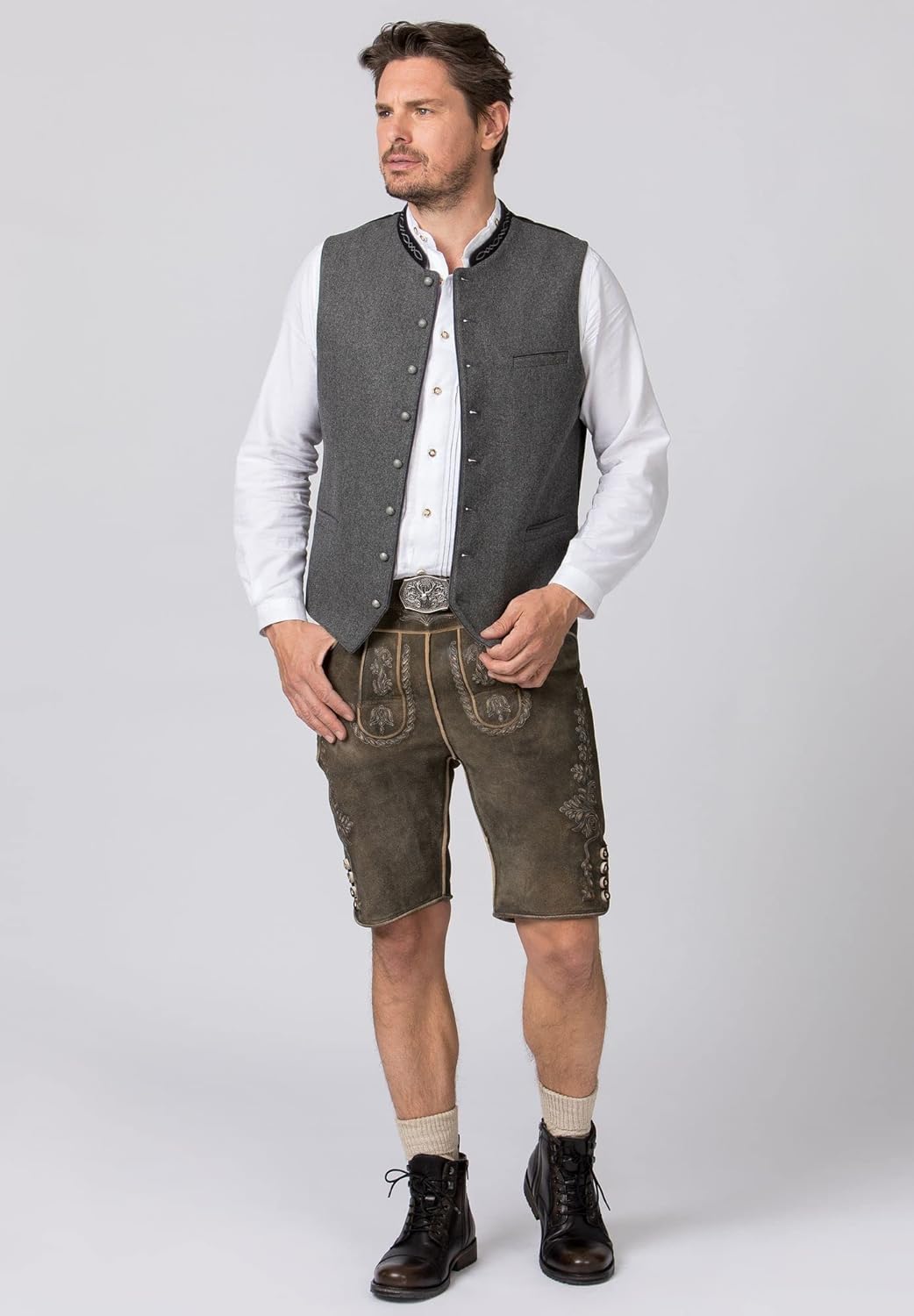 Detalle 2 de Stockerpoint Herren Trachtenweste Fabricio aus Lodenstoff – mit verstellbarem Rückenriegel (1er Pack)