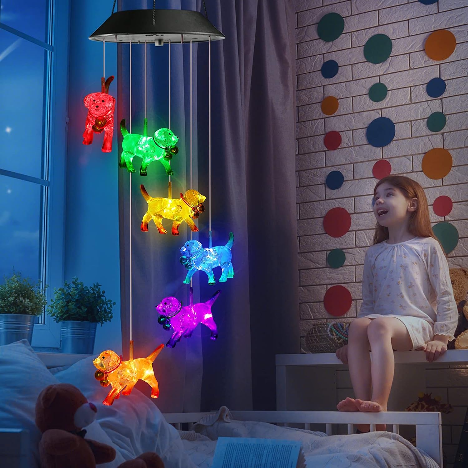 Detalle 1 de Toodour Solar Dog Wind Chime with Colour-Changing LED Lights