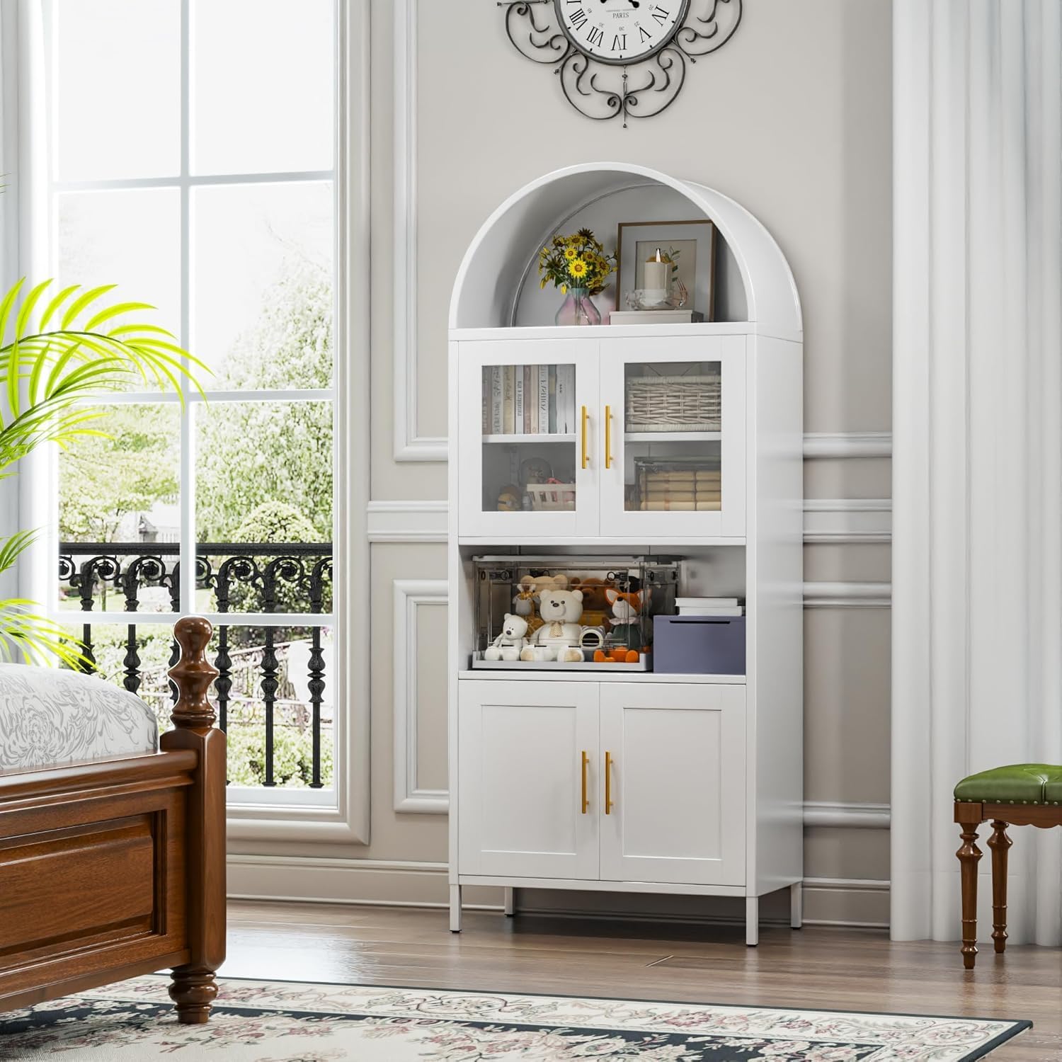 Detalle de JAORD Arched Metal Display Cabinet