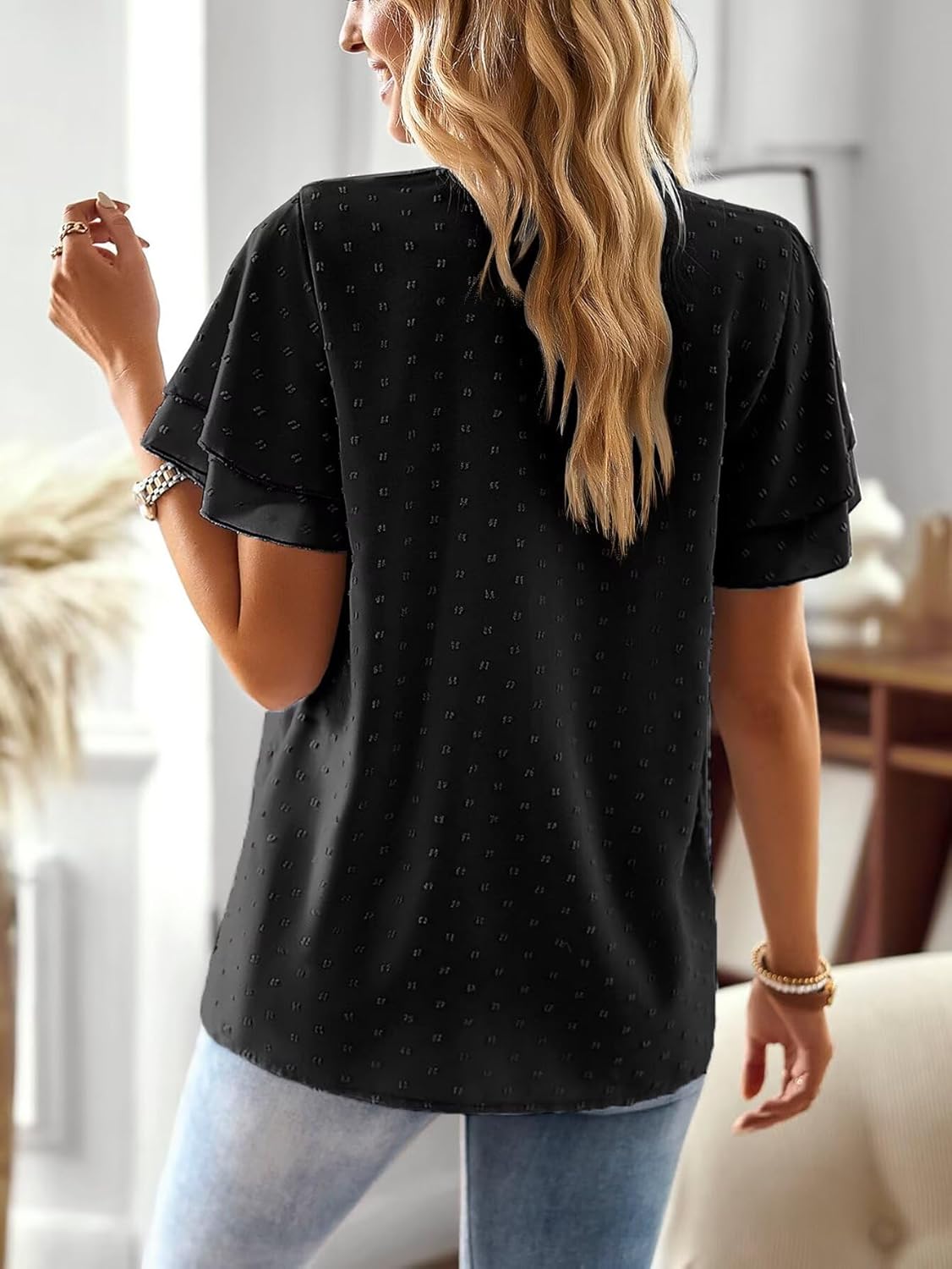Detalle de Falechay Women's Butterfly Sleeve V Neck Crochet Lace Blouse