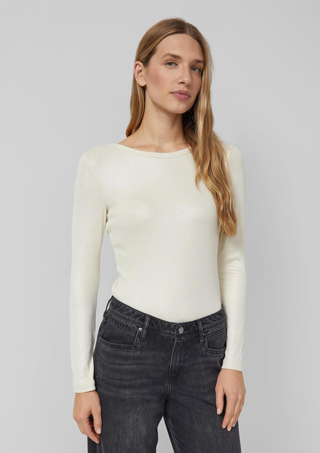 Detalle 2 de s.Oliver Damen RIPP-Shirt mit Glitzer-Effekt – Langarm-Rippshirt im dezenten Glitzer-Design