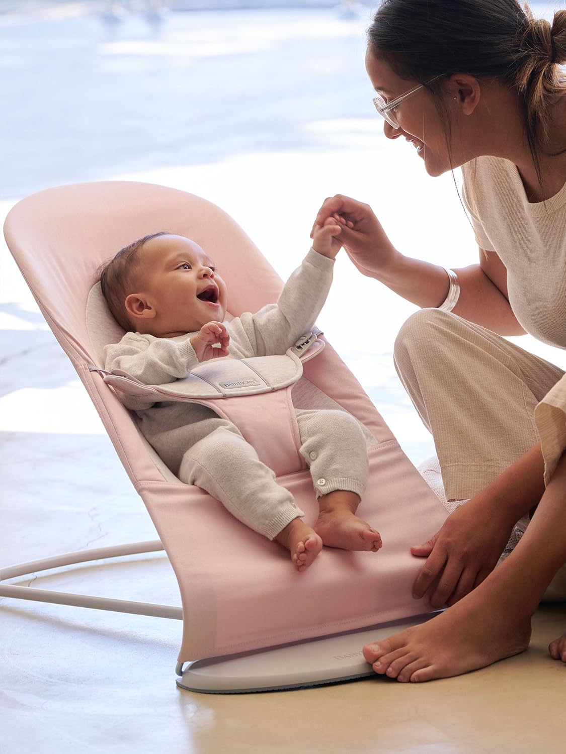 Thumbnail 2 de BabyBjörn Babywippe Balance Soft – Gewebt/Jersey, Hellrosa/Grau