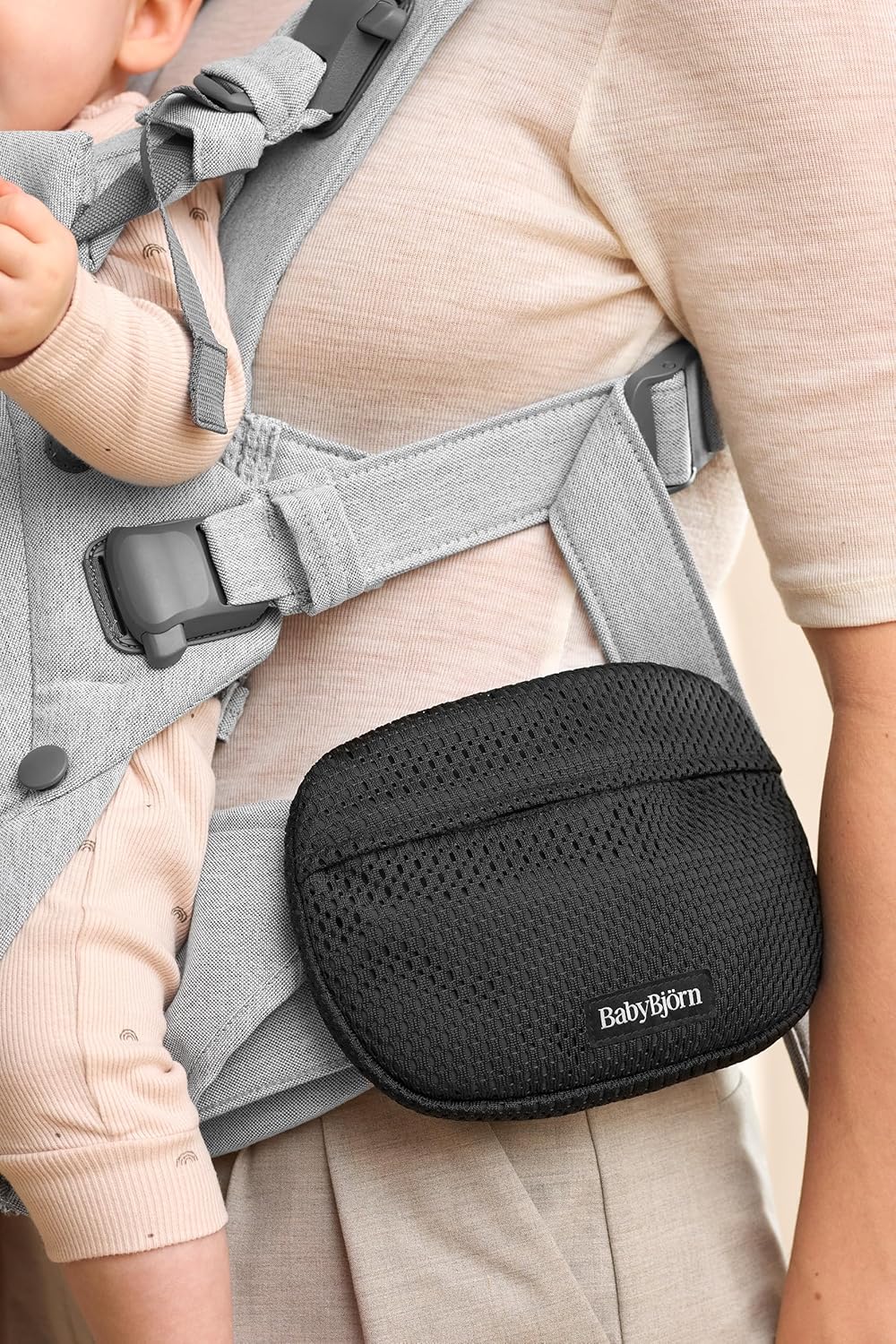 Thumbnail 2 de BabyBjörn Pochette pour porte-bébé en mesh noir, avec fermeture éclair