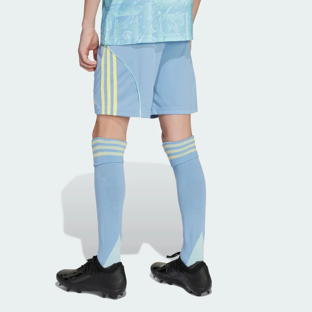 Detalle de Pantalón corto segunda equipación Juventus 25/26 de Adidas: opinión y uso recomendado