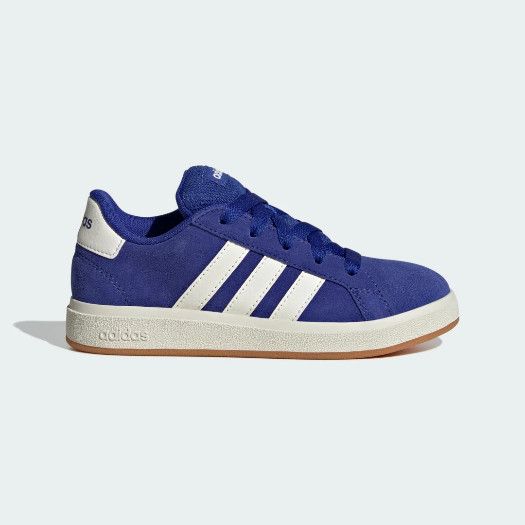 Detalle de Zapatilla Grand Court 00s de Adidas: estilo clásico para caminar con confianza