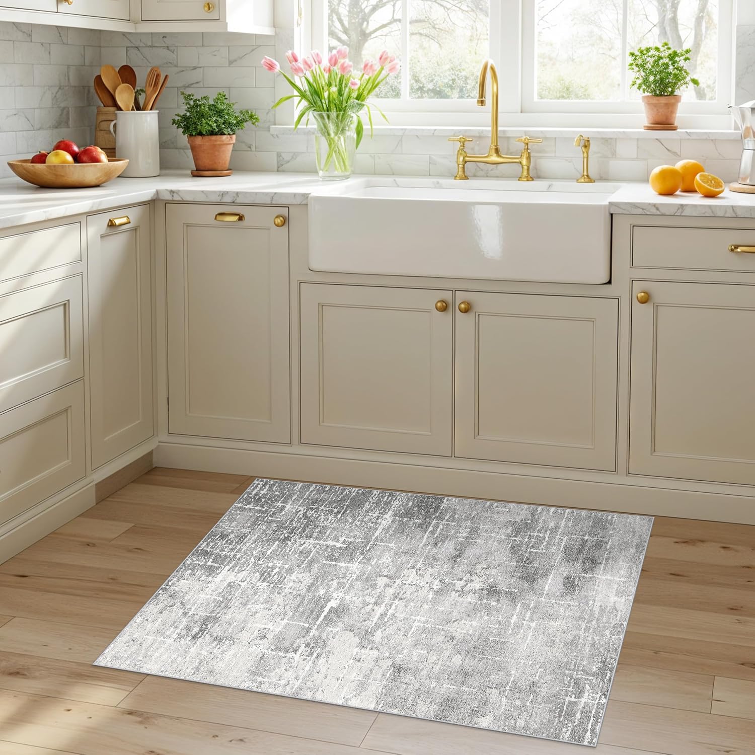 Detalle 2 de Abstract 2x3 Entryway Rug — Washable, Water-Resistant, Non-Slip Doormat (Light Grey)