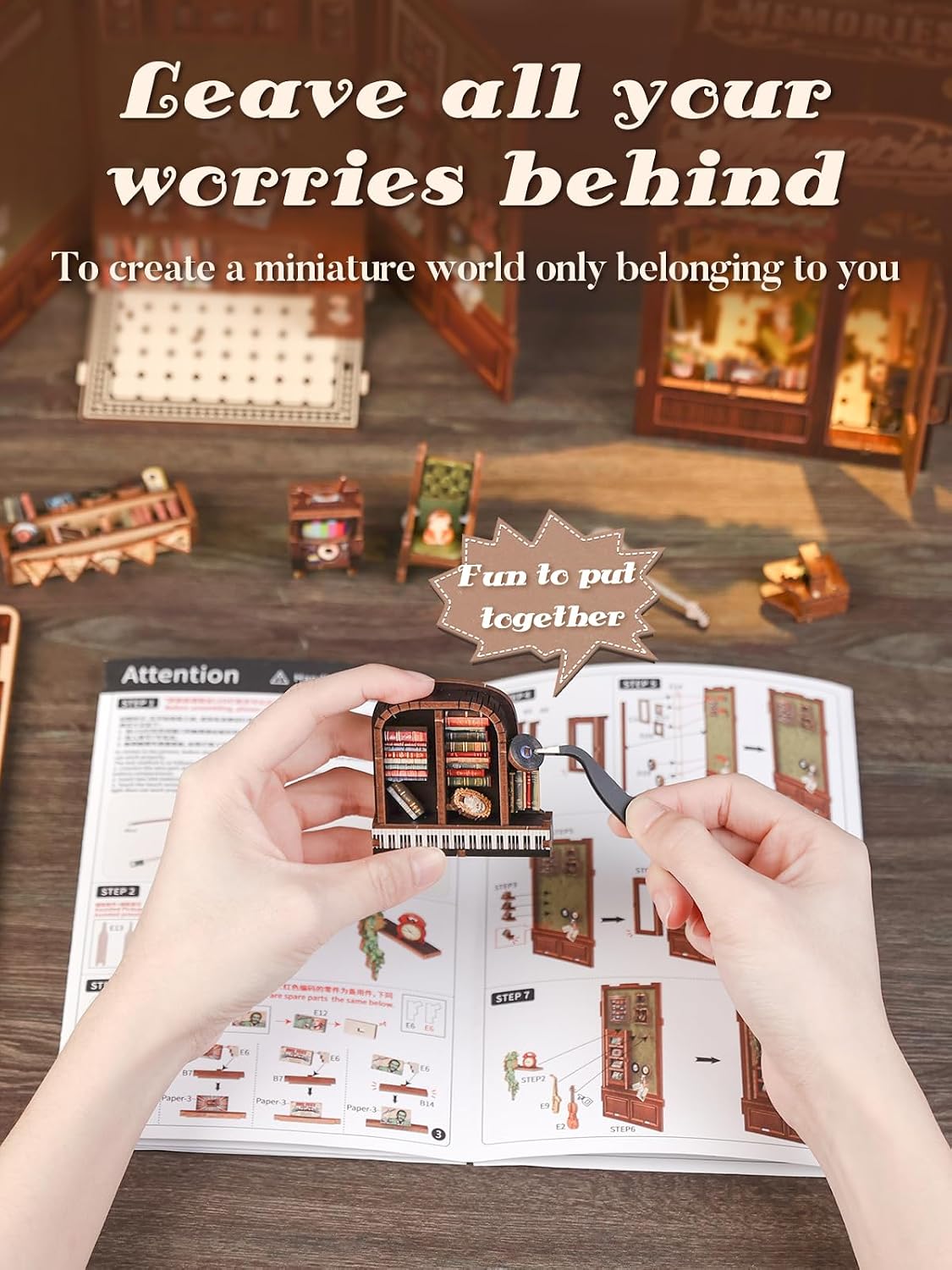 Detalle de Cutefun DIY Book Nook Model Kit con luci LED e inserto scenico per libreria