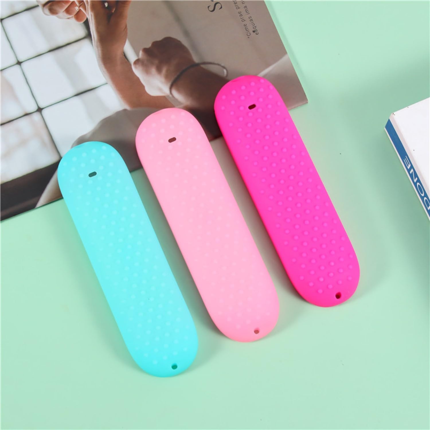 Detalle de Silicone Cover Case for Google TV Streamer 4K Remote (2024) – Anti-Slip Blue