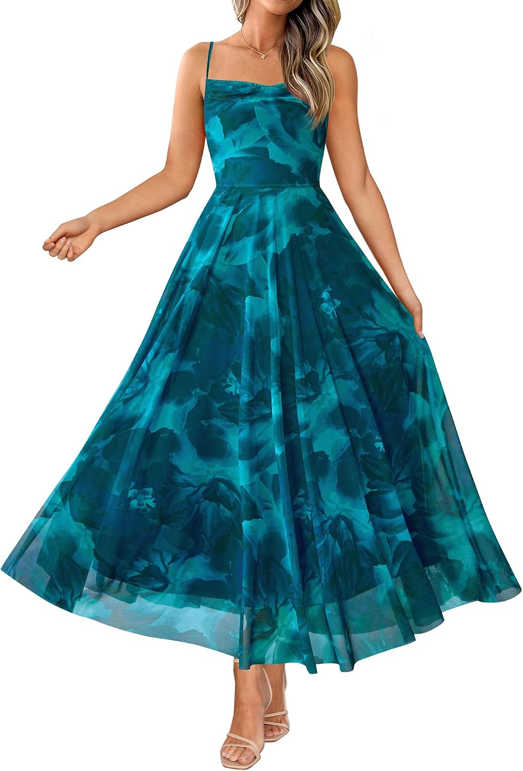 Detalle de BTFBM Summer Floral Maxi Dress: Elegant Boho Beachwear for Warm‑Weather Moments