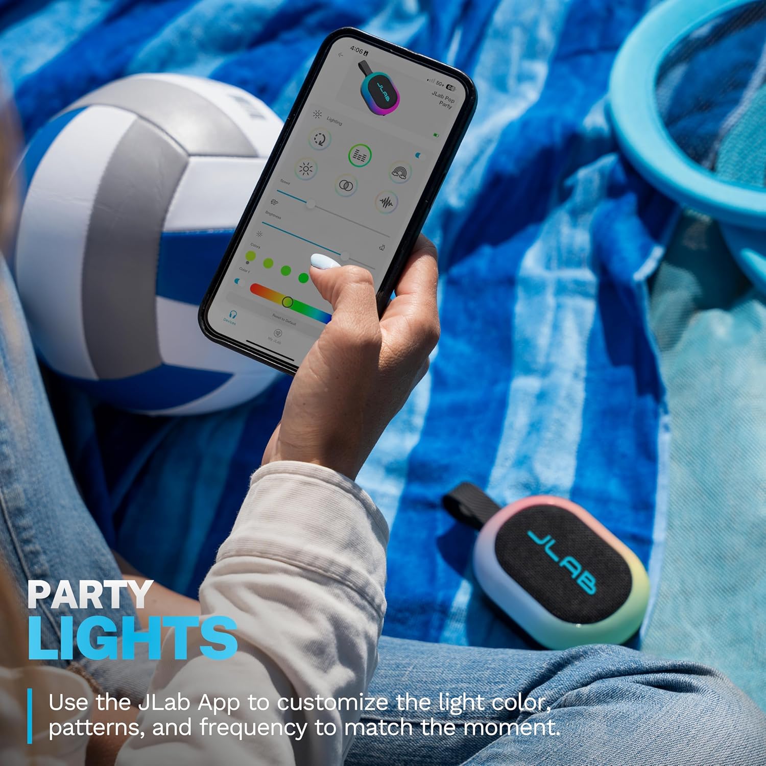 Thumbnail 2 de JLab Pop Party cassa Bluetooth ultra-portatile da 5W con luci RGB e autonomia fino a 8+ ore (IP55) – Nero