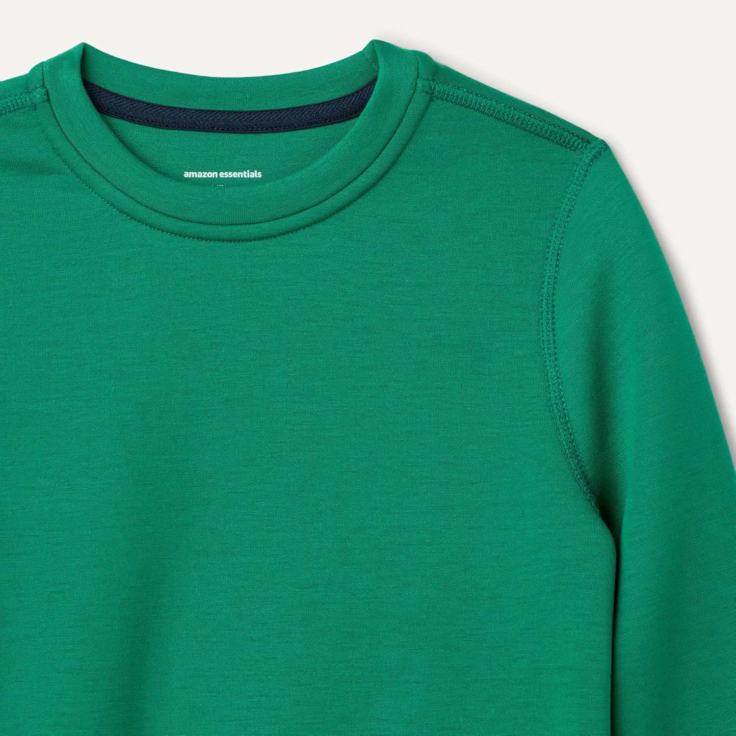 Thumbnail 3 de Amazon Essentials Boys' Active Sweat Relaxed-Fit Crewneck Pullover Sweatshirt in Emerald Green (X-Small)