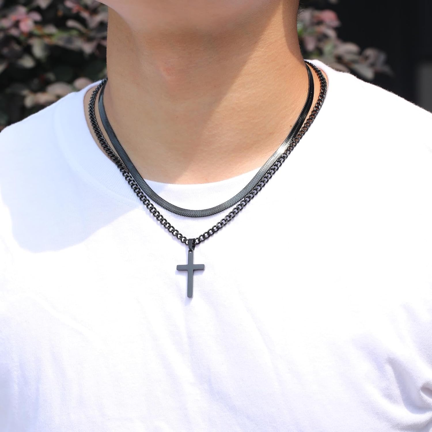 Detalle 2 de Esmoly Collar Cruz 18/20 Plata para hombre