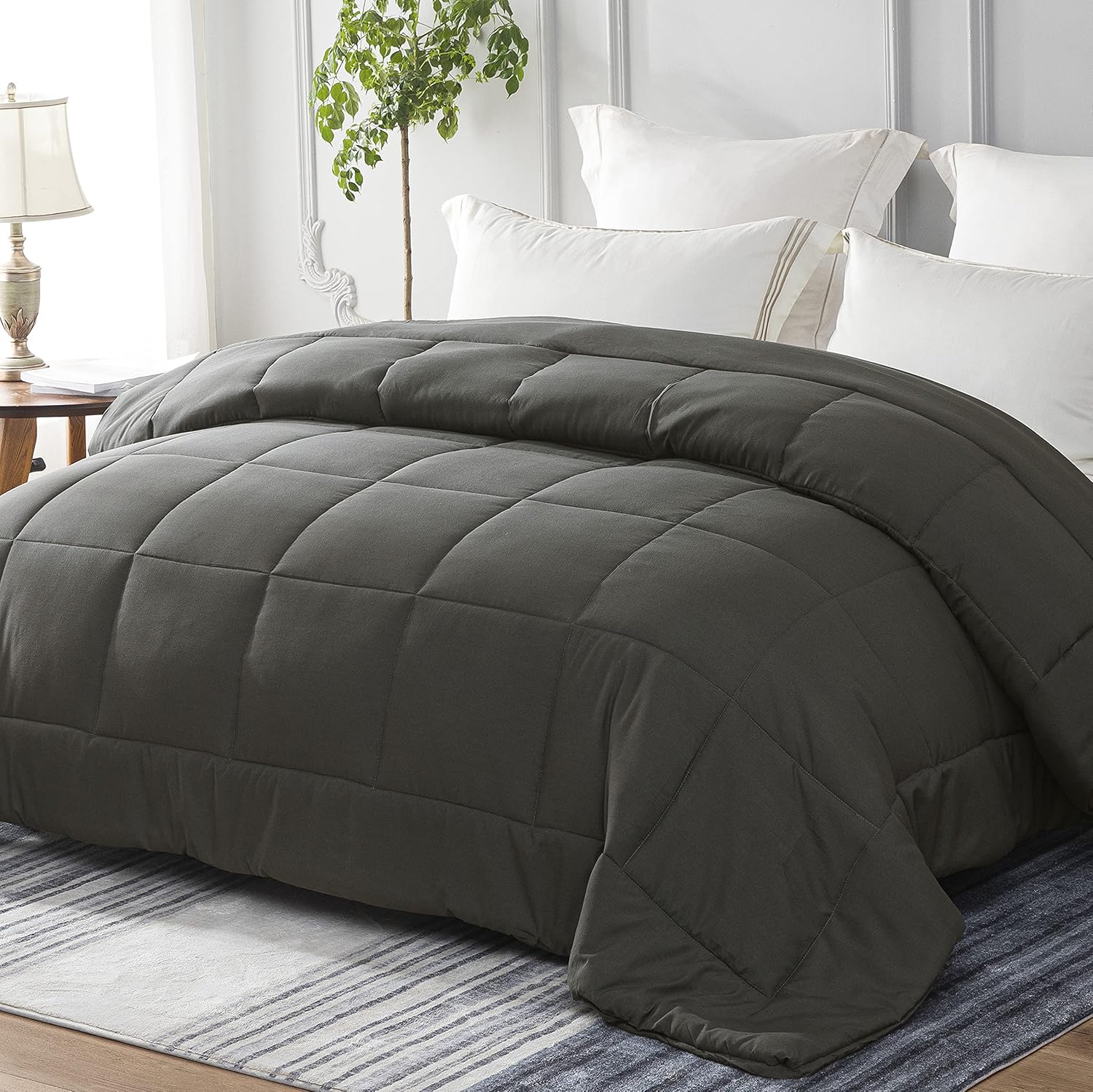 Yebeda Couette 4 Saisons en Microfibre – Gris Foncé 155x220 cm pour lit 2 personnes