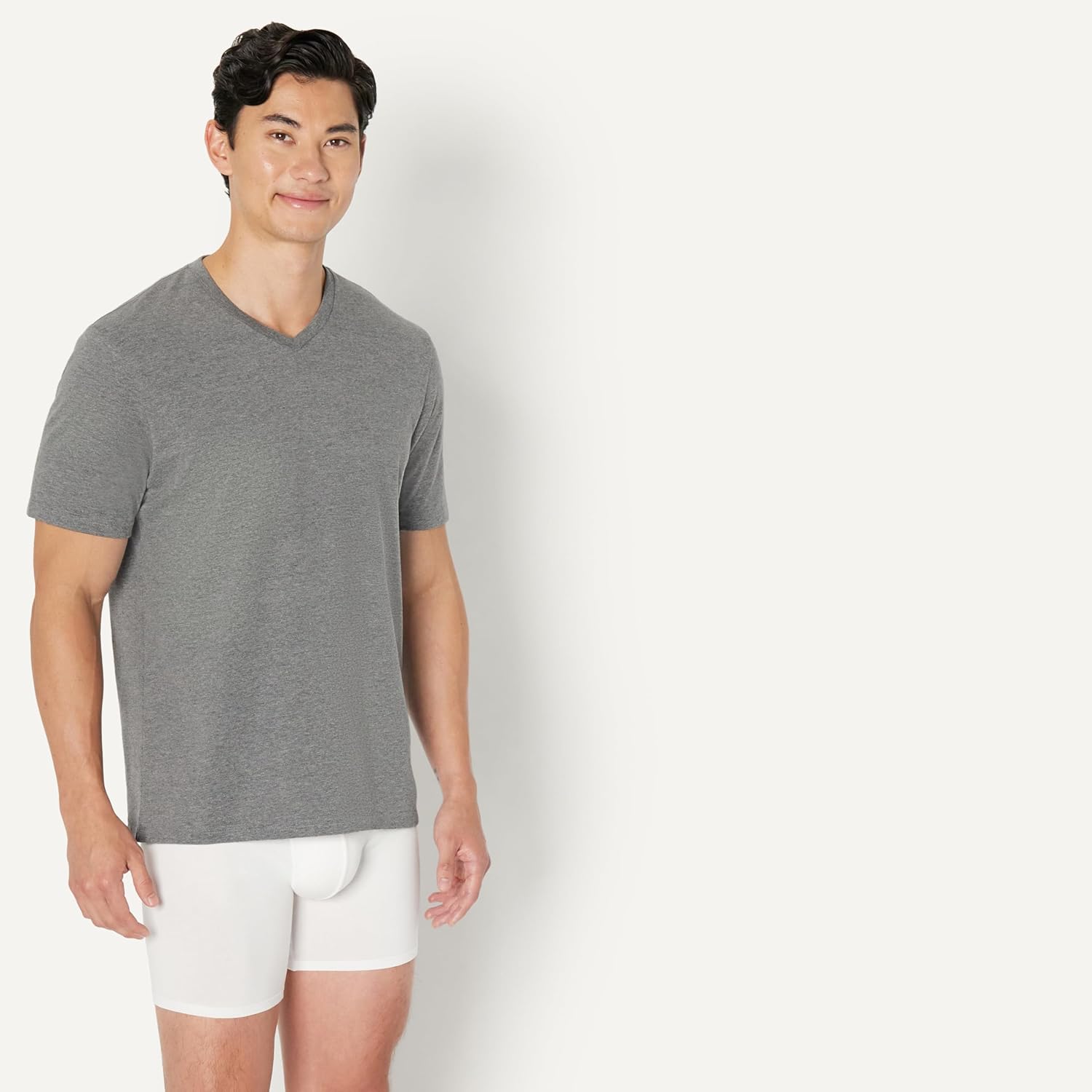 Thumbnail 1 de Amazon Essentials V-Neck Tee