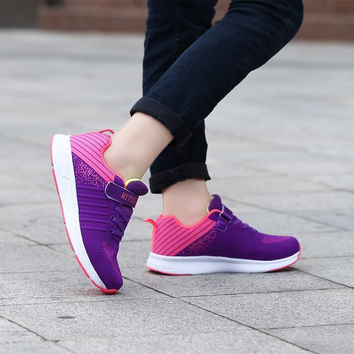 Detalle de Mitudidi Kinder-Sneaker in Lila (EU 31) – leichte, atmungsaktive Sportschuhe für Schule, Halle & draußen