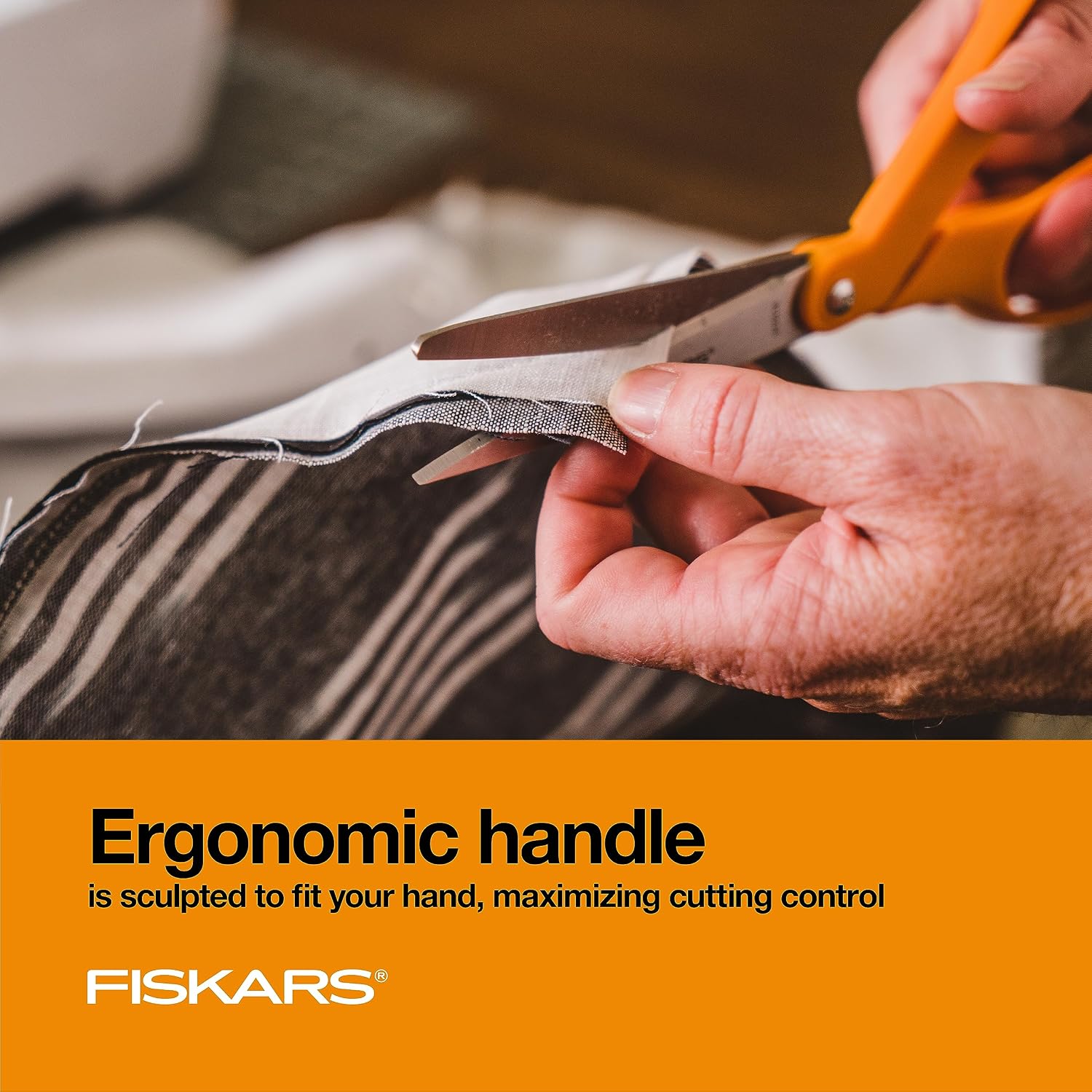 Detalle 1 de Fiskars 右利き用カーブ型多目的はさみ 8インチ、ステンレス鋼・オレンジハンドル