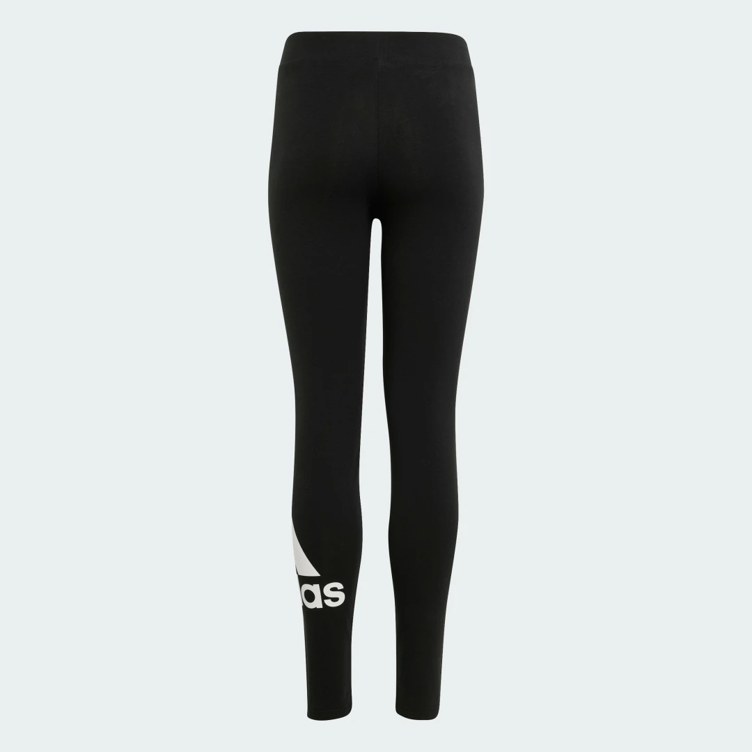 Detalle de Mallas Essentials Big Logo Cotton