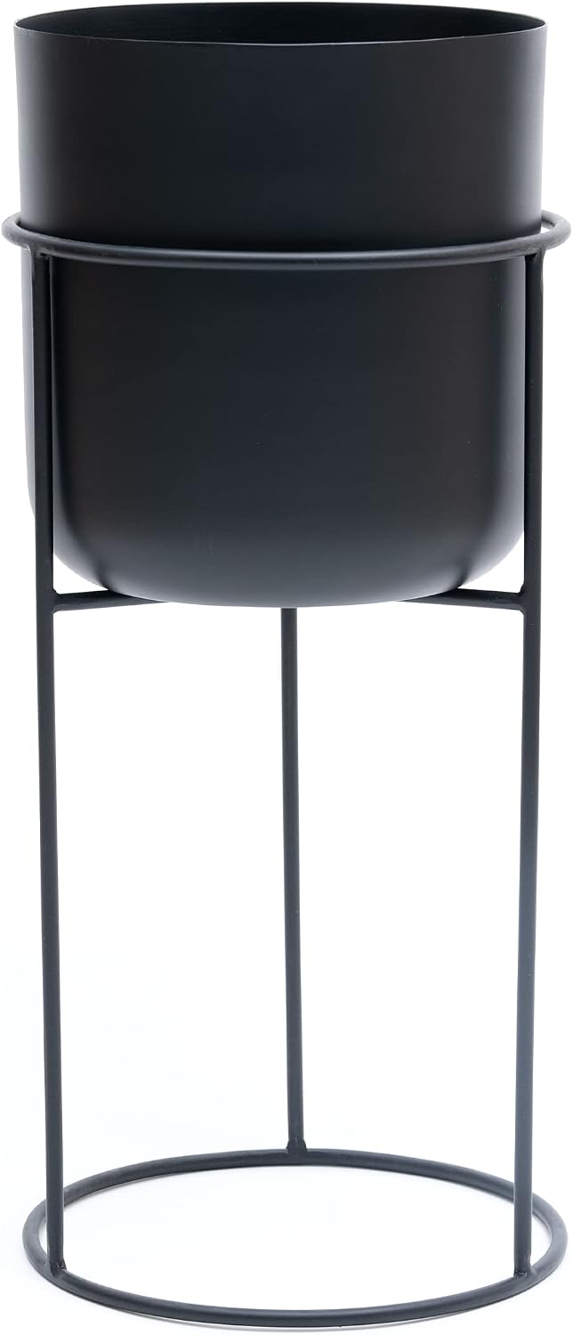 Detalle 2 de Olly & Rose Brushed Gold Metal Plant Pot 35cm