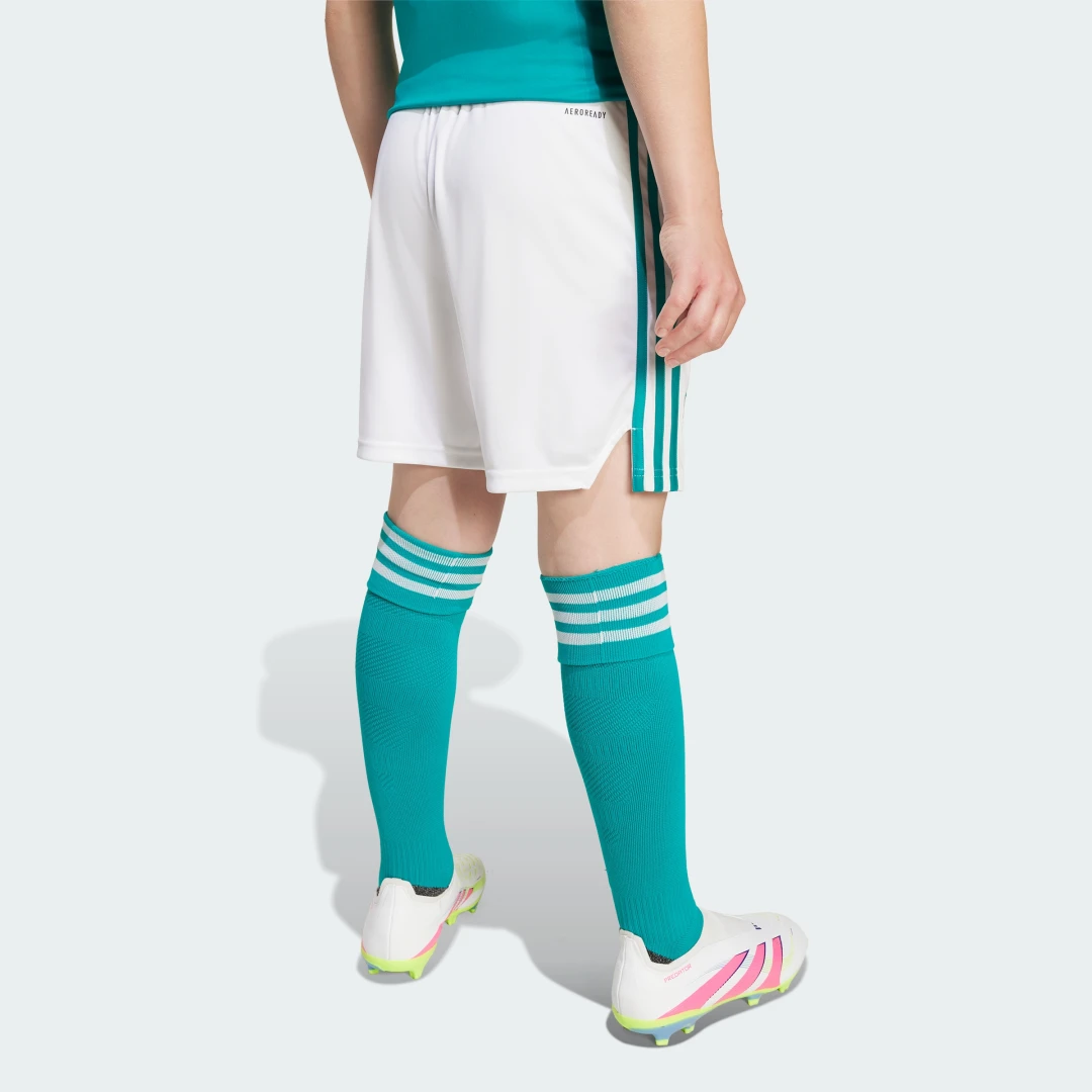Detalle 2 de Pantalón corto tercera equipación Liverpool FC 25/26 de Adidas