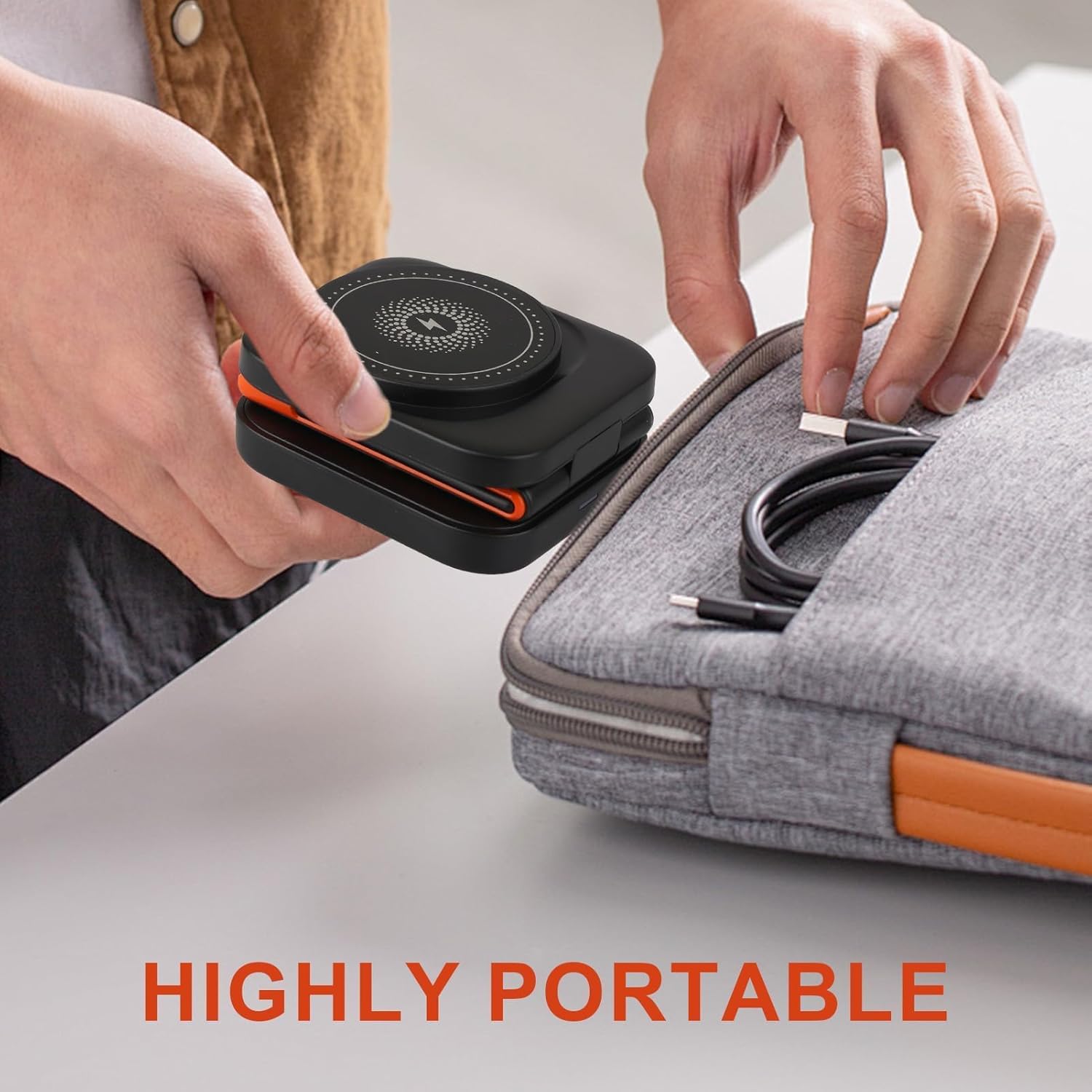 Thumbnail 5 de Chargeur sans Fil Pliable 3-en-1 MagSafe 15W — Station de Charge Rapide pour iPhone, Apple Watch et AirPods