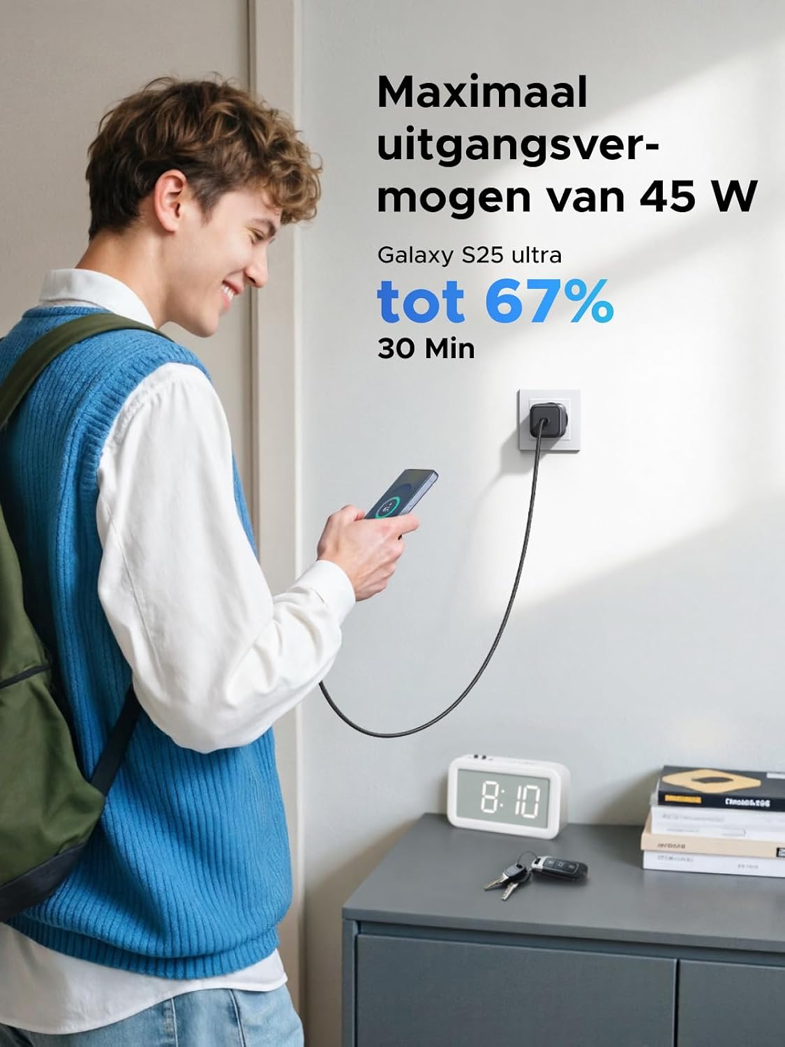 Detalle de UGREEN 45W USB-C-oplader met PPS, compact ontwerp en één poort