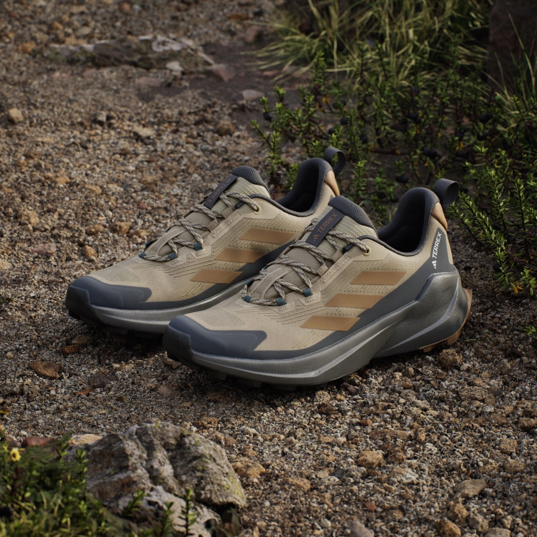 Detalle 2 de Adidas TRAILMAKER 2 beige: rendimiento y versatilidad para senderos urbanos