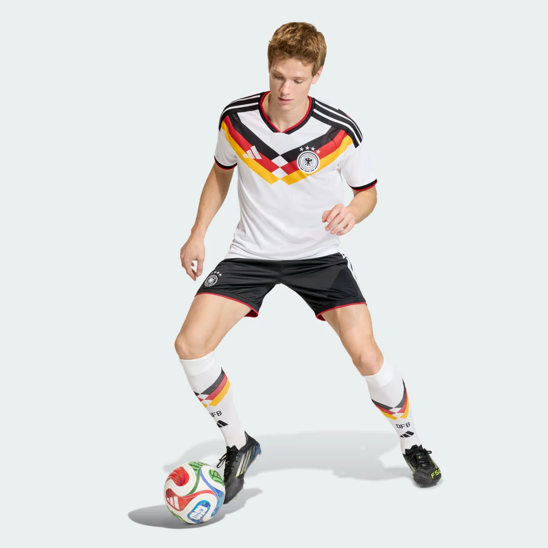 Thumbnail 2 de Pantalón corto primera equipación Alemania 26 Oficial de Adidas – Negro