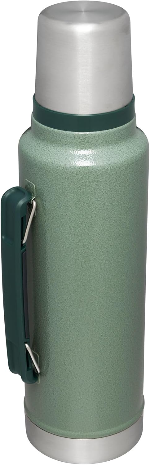 Thumbnail 1 de Stanley Classic Legendary Vacuum Bottle 1.5 qt thermos