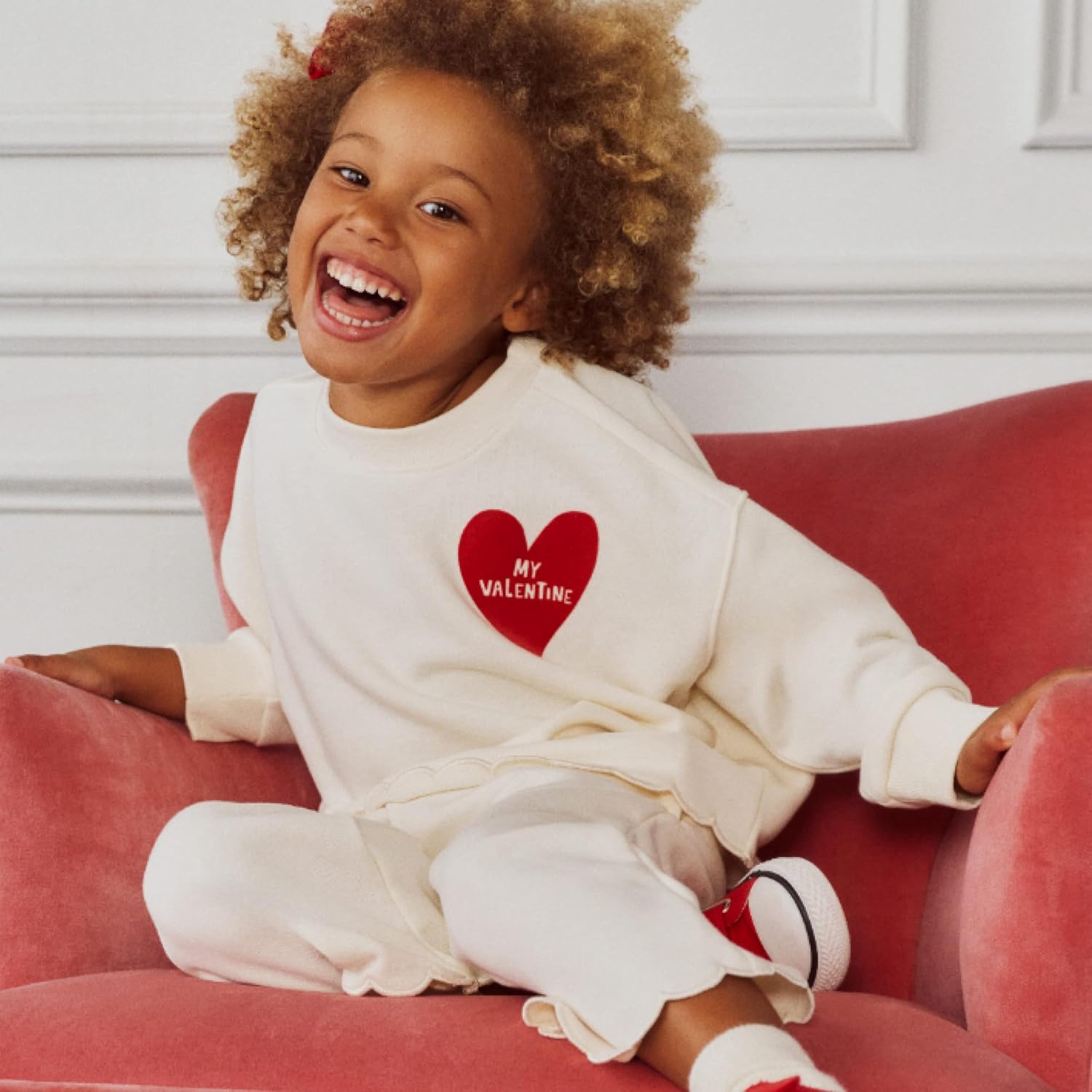 Thumbnail 1 de Set Amazon Essentials x Sofia Grainge in spugna: pantaloni e top con fit rilassato per bimba e bambina