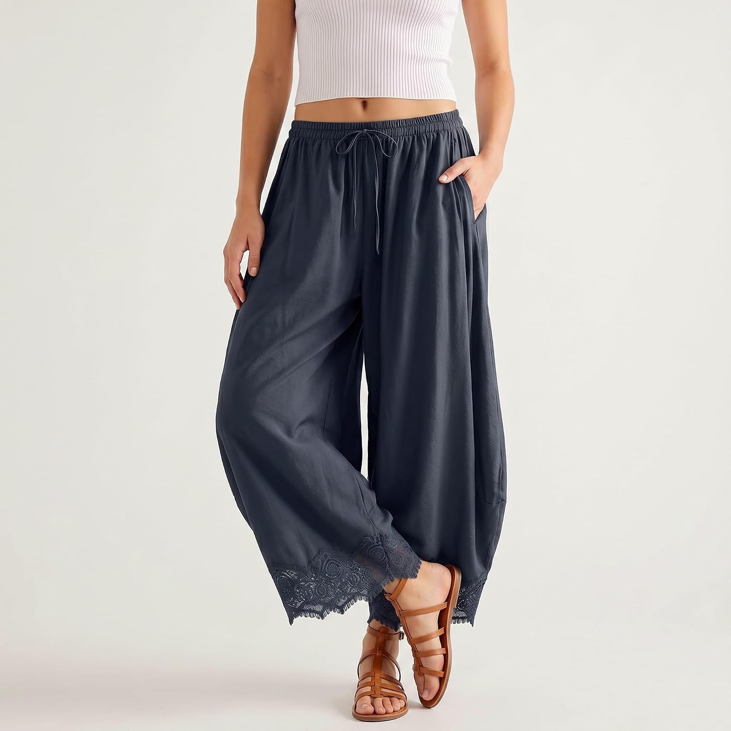 Detalle de SeeLuNa Comfy Women's Cropped Lace Hem Wide-Leg Pants