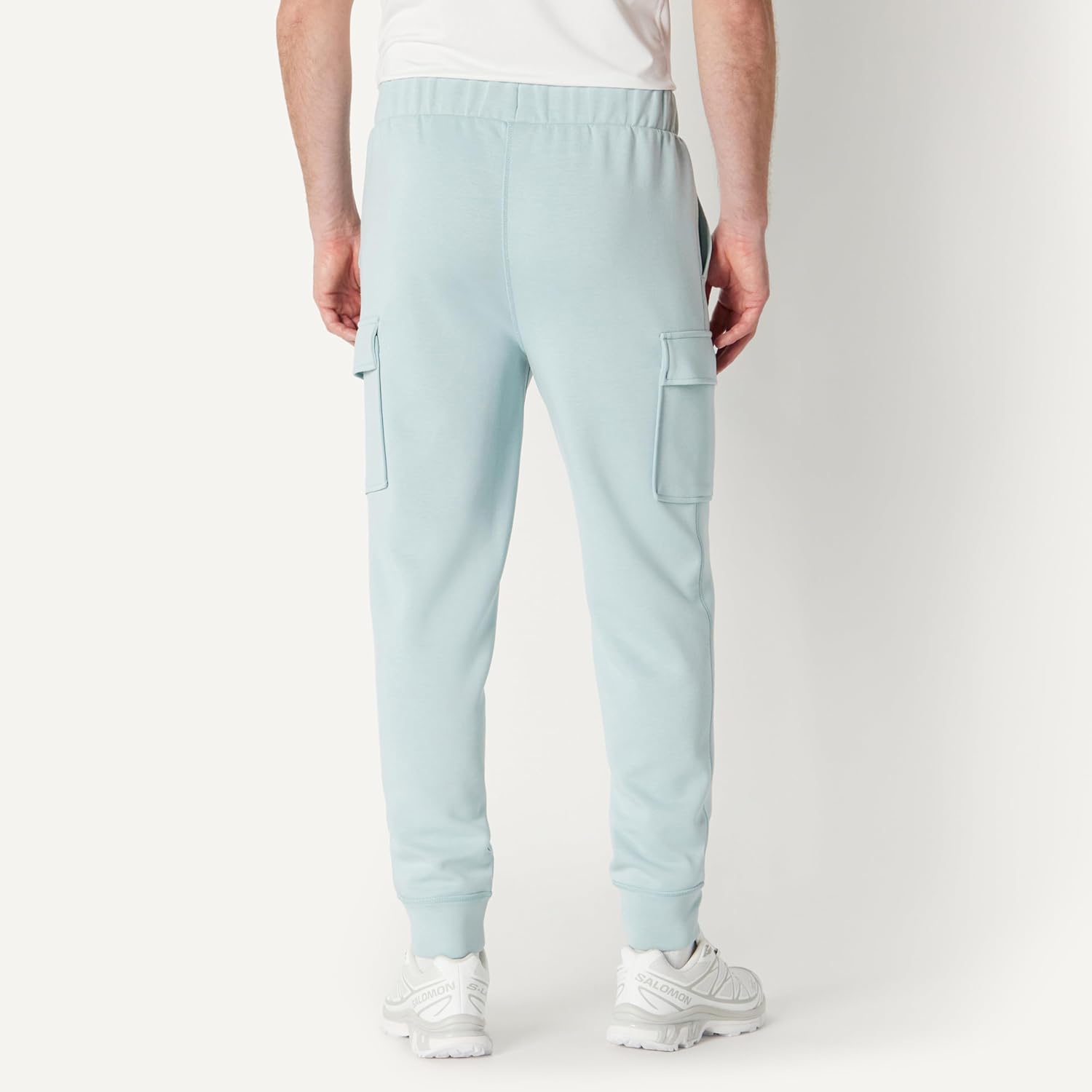 Detalle de Amazon Essentials Men's Active Sweat Relaxed-Fit Cargo Jogger