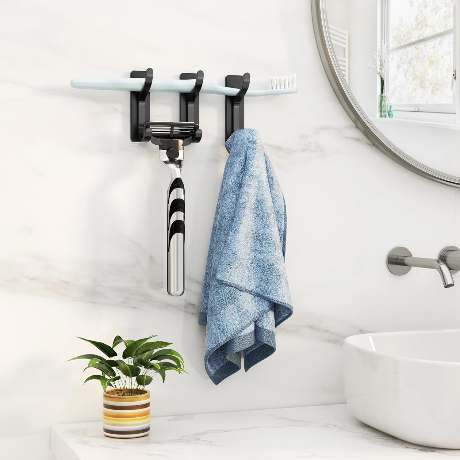 Detalle de Pickpiff Self Adhesive Hooks for Hanging: Heavy Duty 6kg – Stainless Steel, Black, 4 Pack