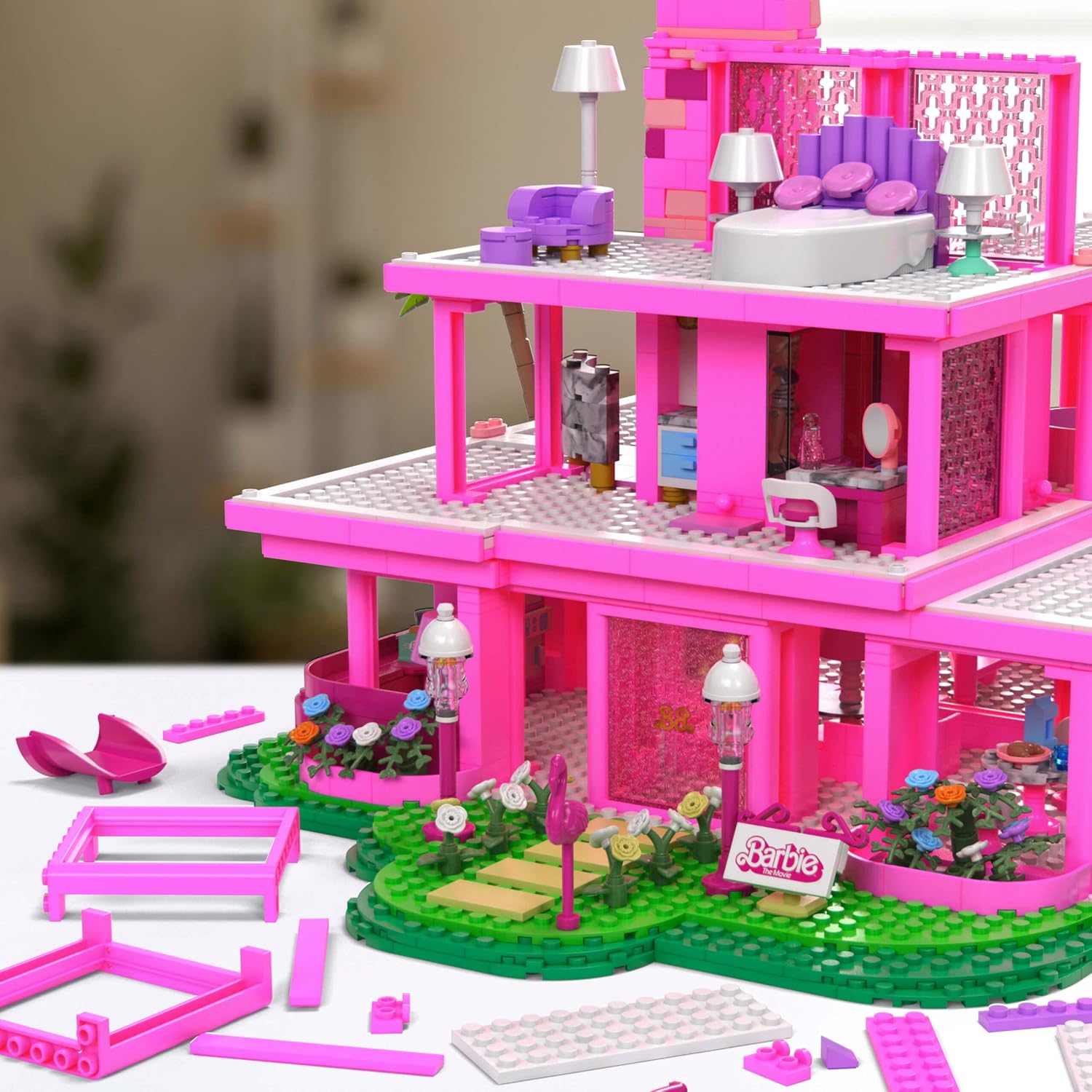 Thumbnail 4 de Barbie HPH26 Maison de rêve 4 poupées