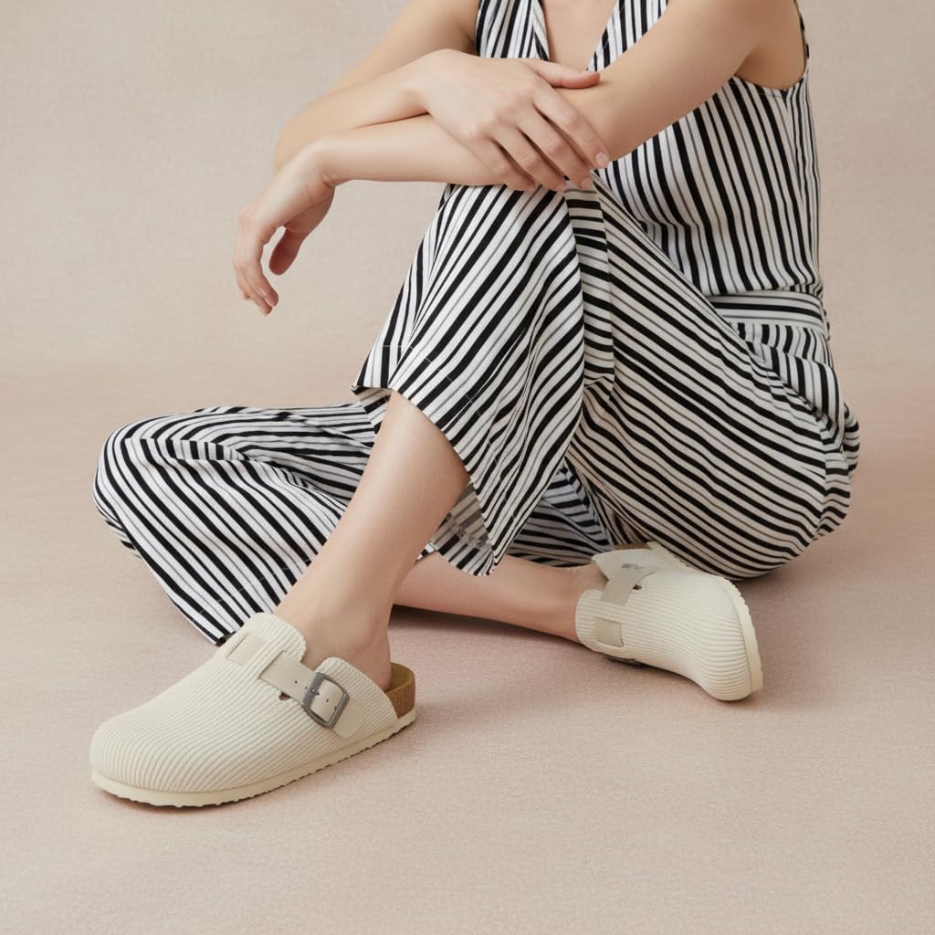 Thumbnail 4 de CUSHIONAIRE Hana Women’s Clogs — Comfortable Vegan Suede Slip-On with Cork Footbed & Arch Support