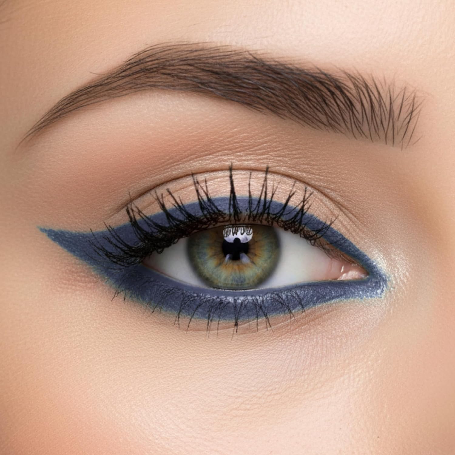 Thumbnail 1 de Impala Crayon Yeux Crème Waterproof 307 Bleu Marine Métallisé – Contour Défini ou Effet Fumé