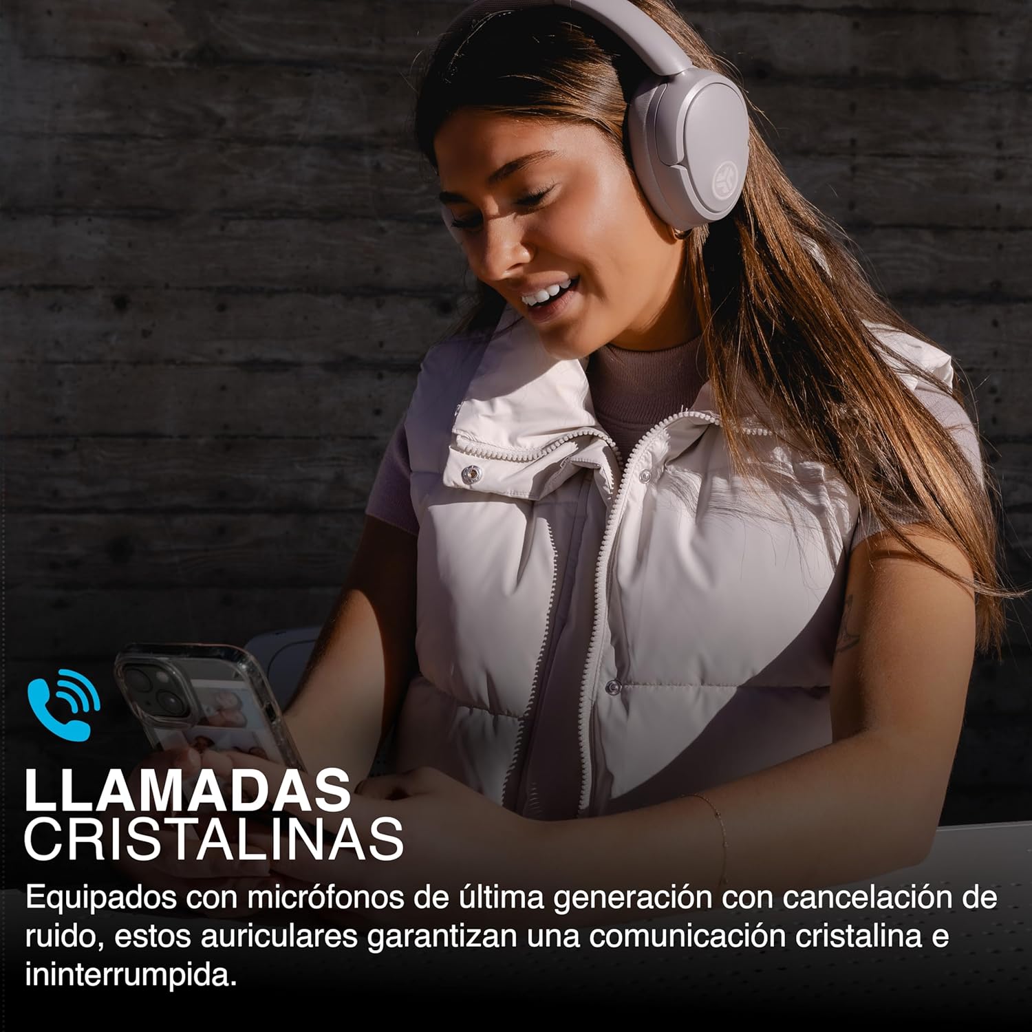 Detalle 1 de JLab JBuds Lux ANC Auriculares Bluetooth Malva - 70 Horas