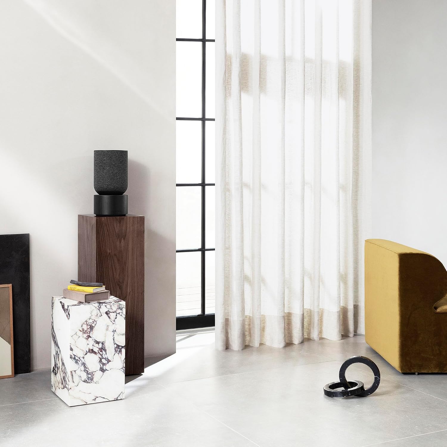 Detalle de Beosound Balance von Bang & Olufsen – Premium-WLAN- und Bluetooth-Lautsprecher mit 360-Grad-Klang