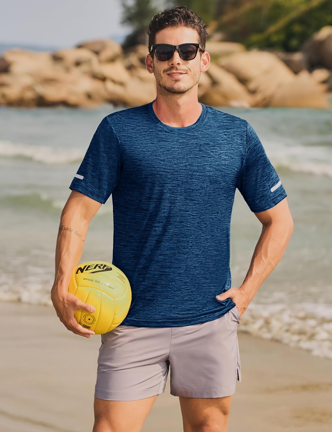 Detalle de KEFITEVD Men’s Quick Dry 4-Way Stretch Sport T-Shirt (Short Sleeve, Reflective)