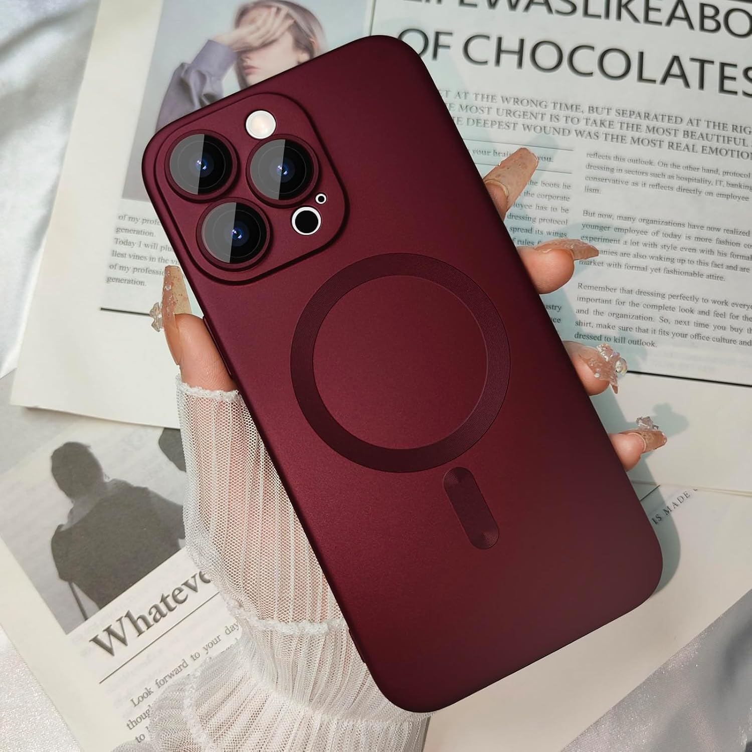 Detalle 2 de ankofave Magnetic iPhone 15 Pro Max Case 6.7" 🍎