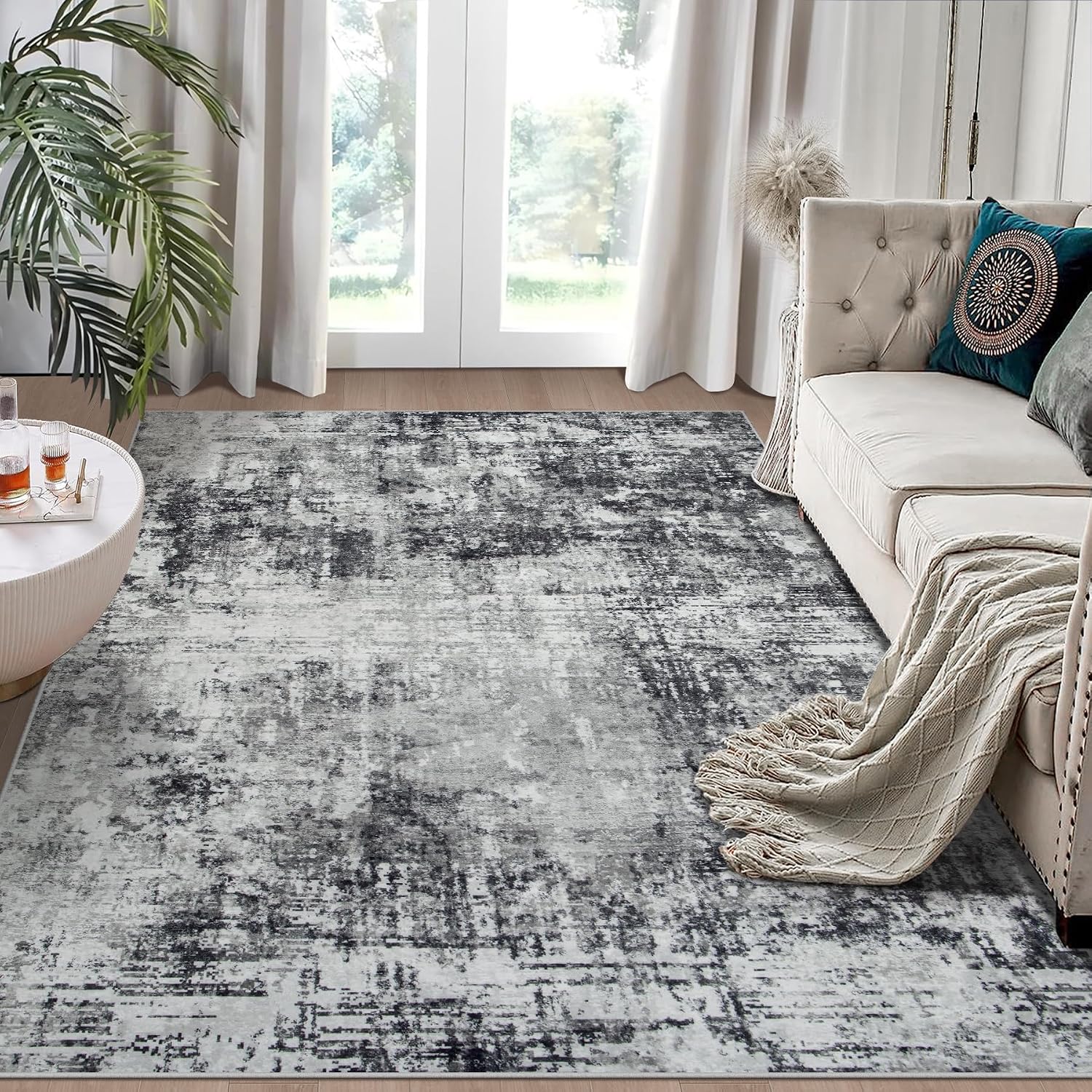 Detalle de Aelenmu 6' x 9' Washable Area Rug, Black and Gray Abstract Polyester